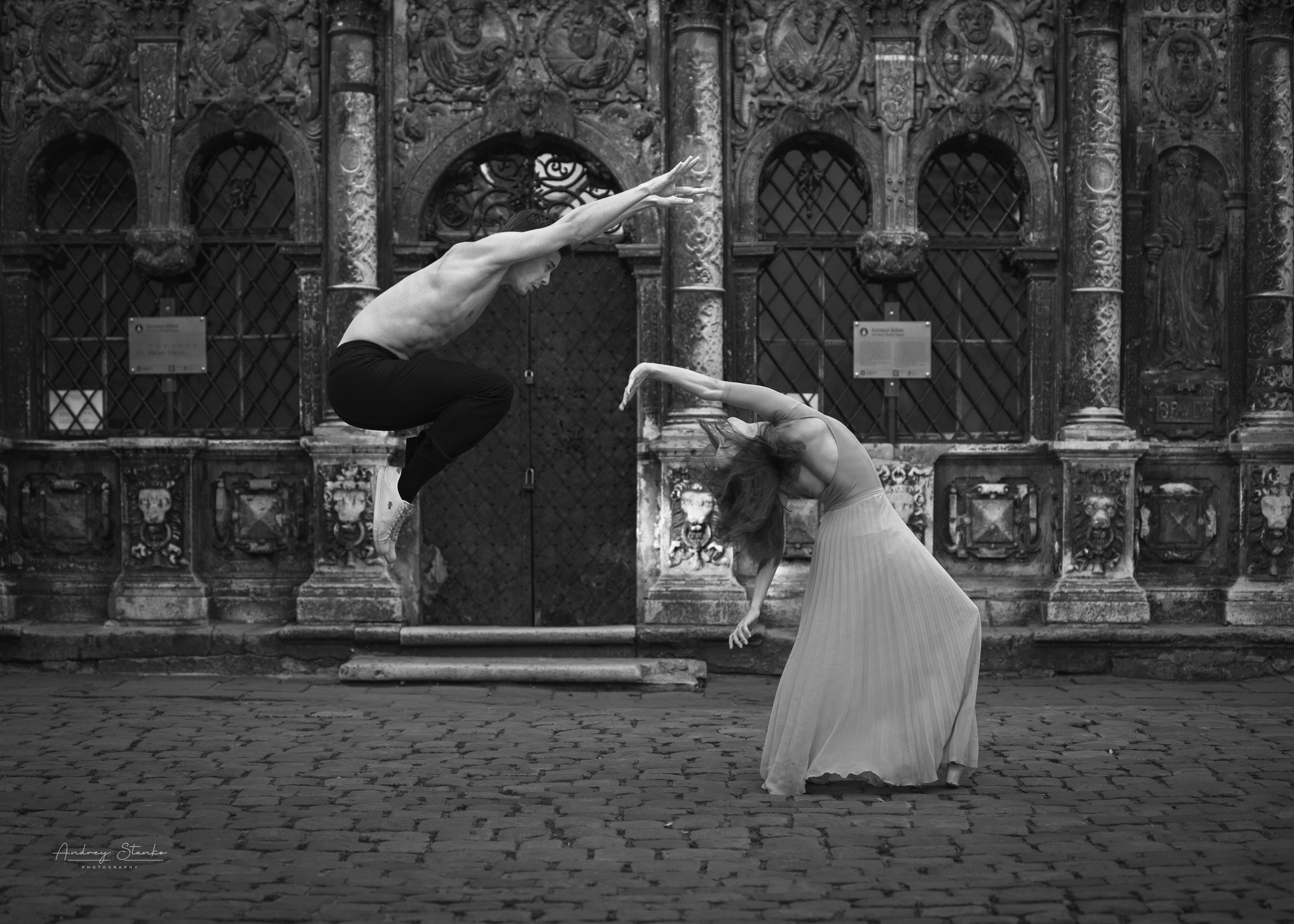 DANCE IN LVIV, UKRAINE. Awards winning photographer in Kauai, Hawaii