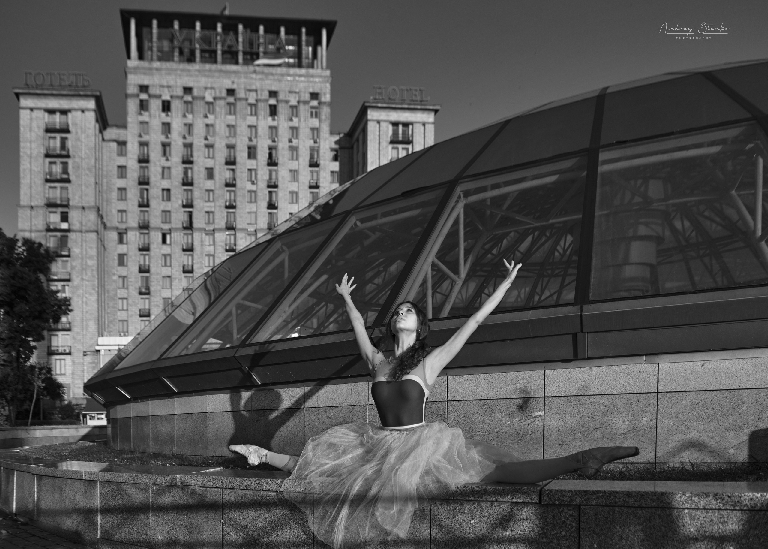 DANCE IN KYIV, UKRAINE. Awards winning photographer in Kauai, Hawaii