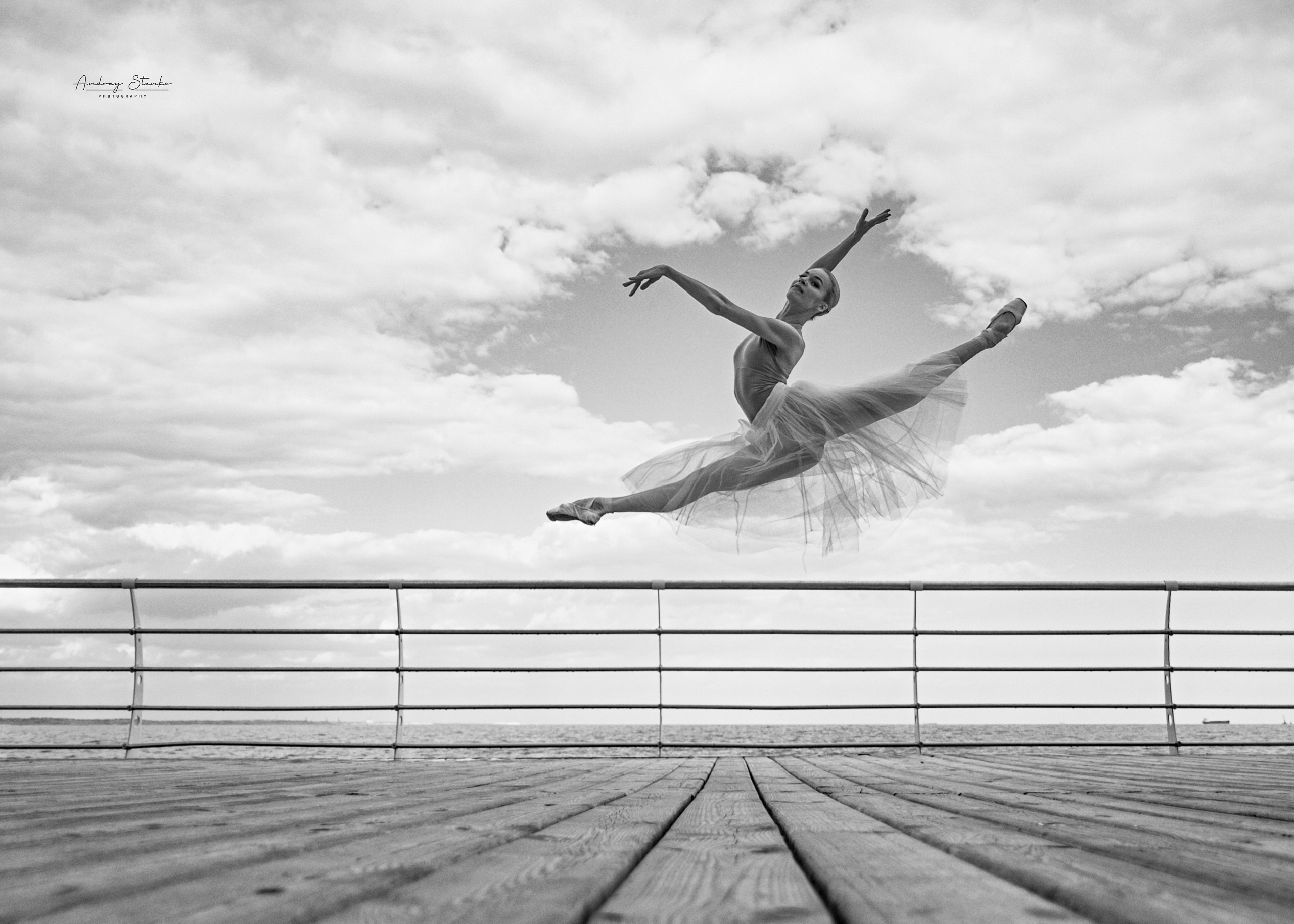 DANCE & SEA (project in progress). Awards winning photographer in Kauai, Hawaii