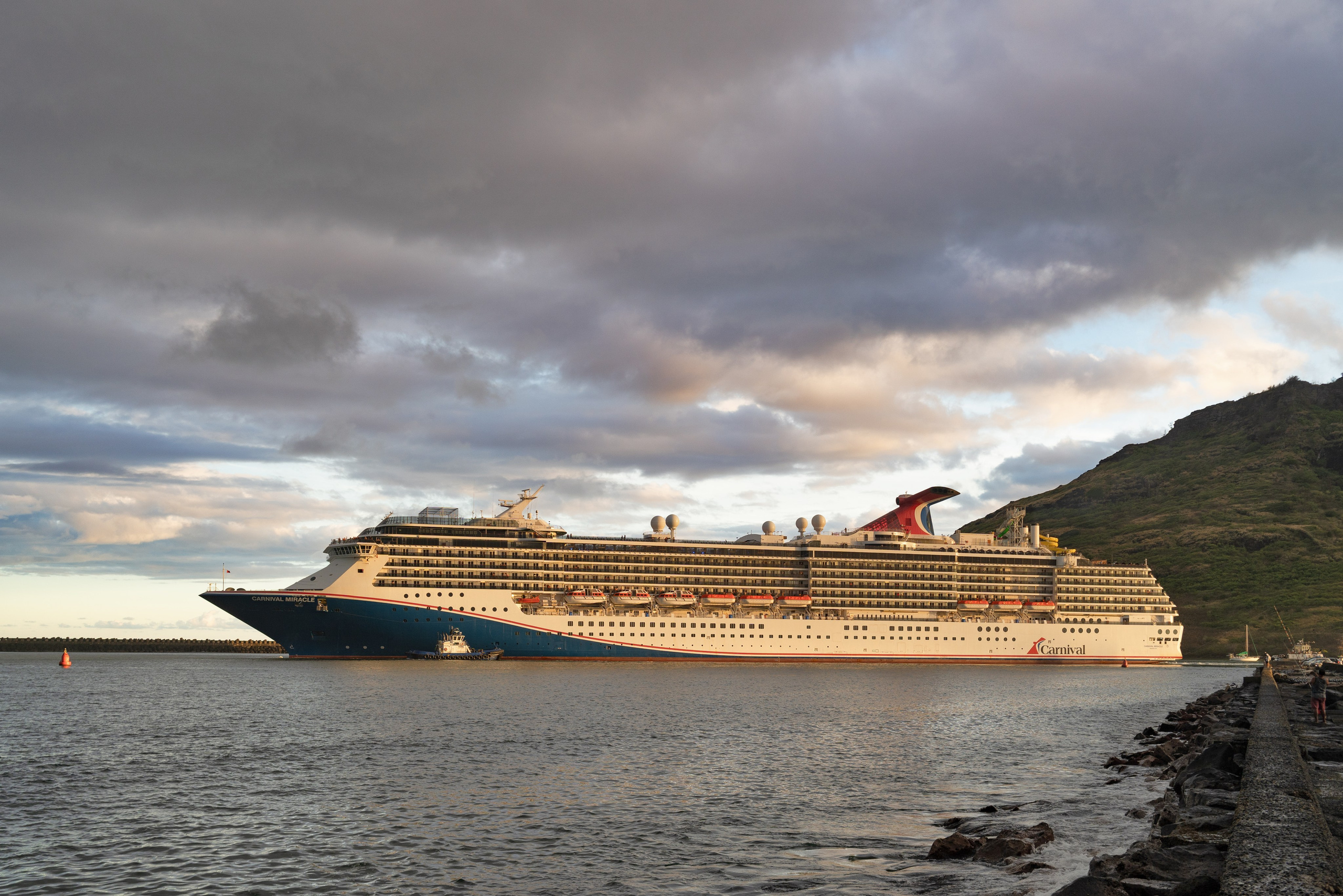 SHIPS. Awards winning photographer in Kauai, Hawaii