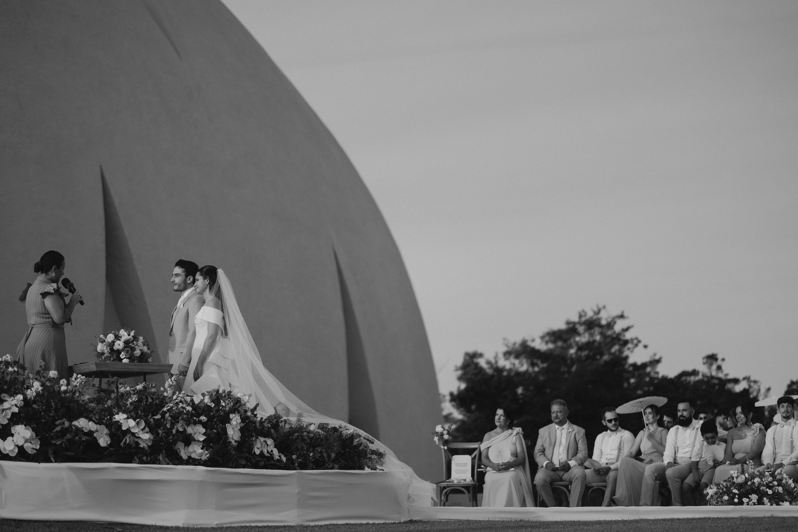 THAIS & RAFAEL L’Occitane Trancoso. Vitor Braga Fotografia | Destination Wedding Photographer