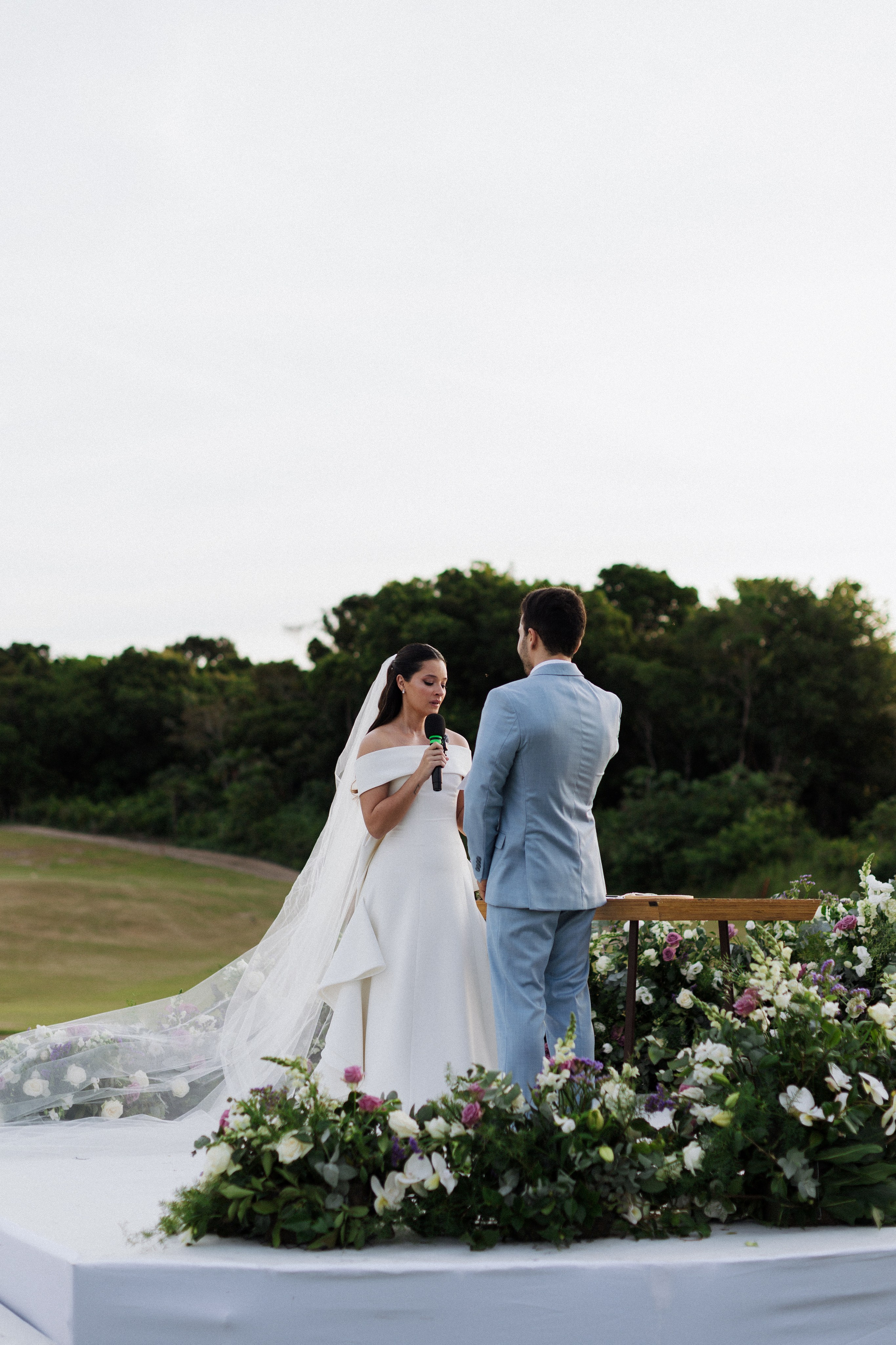 THAIS & RAFAEL L’Occitane Trancoso. Vitor Braga Fotografia | Destination Wedding Photographer