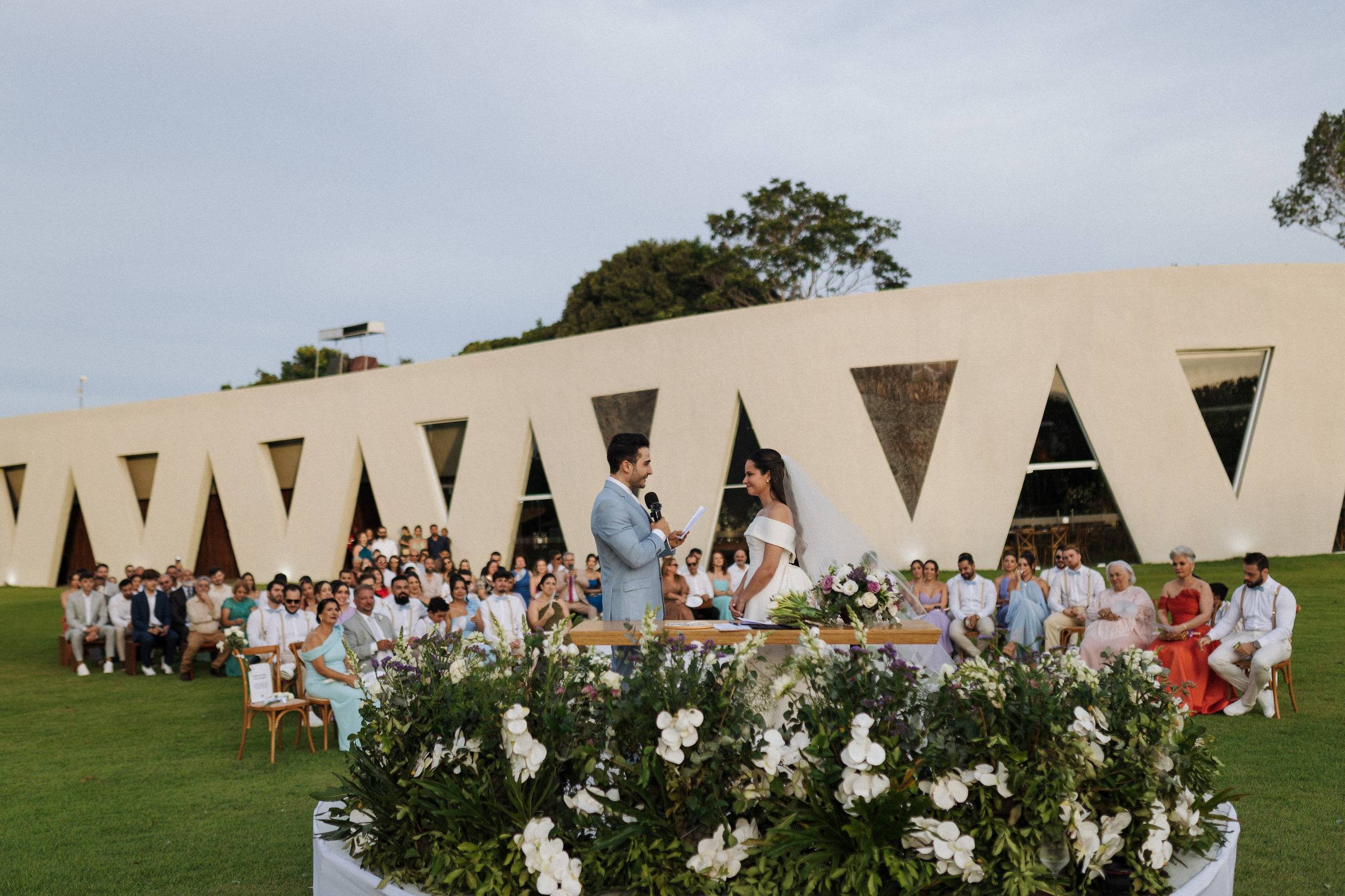 THAIS & RAFAEL L’Occitane Trancoso. Vitor Braga Fotografia | Destination Wedding Photographer