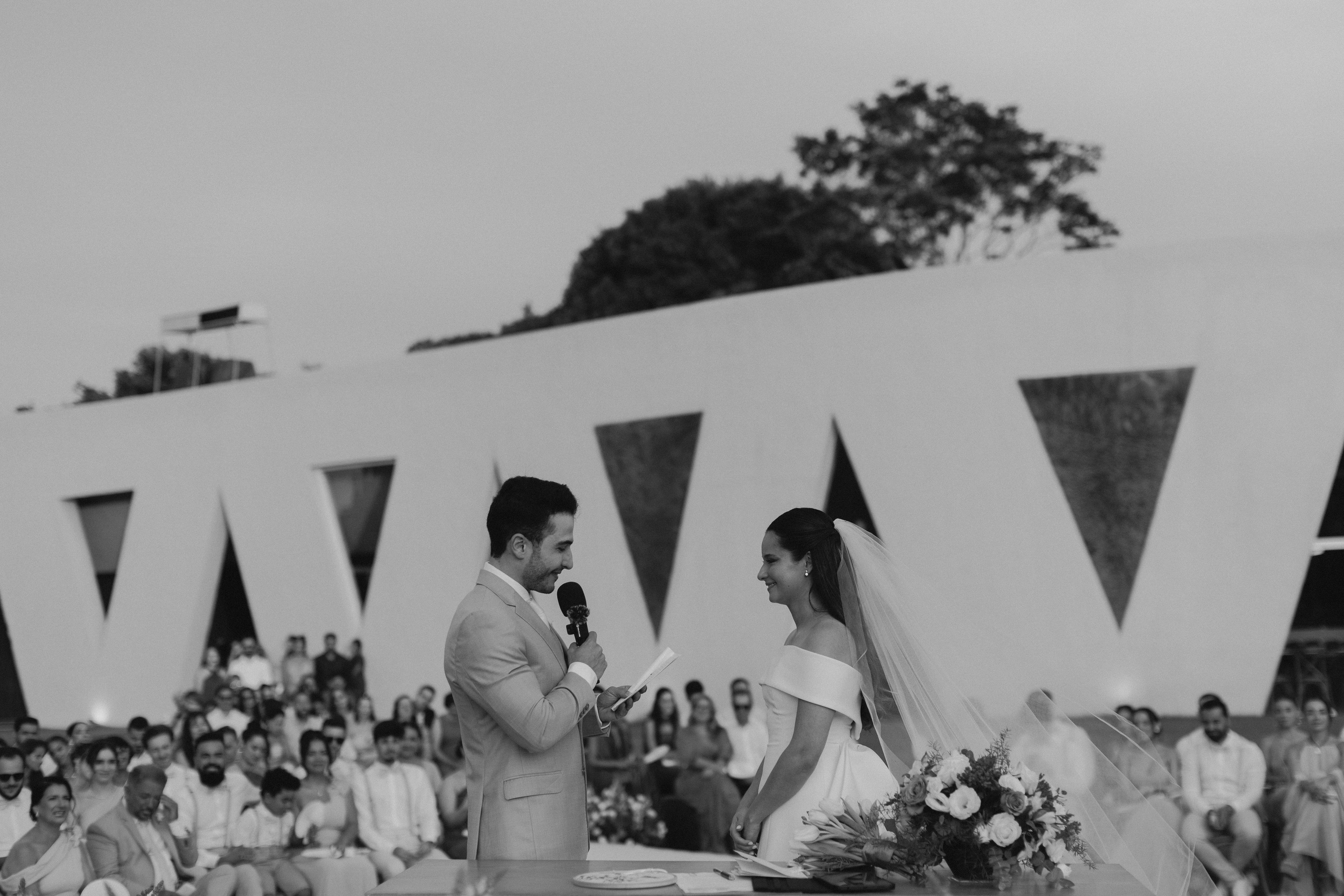 THAIS & RAFAEL L’Occitane Trancoso. Vitor Braga Fotografia | Destination Wedding Photographer