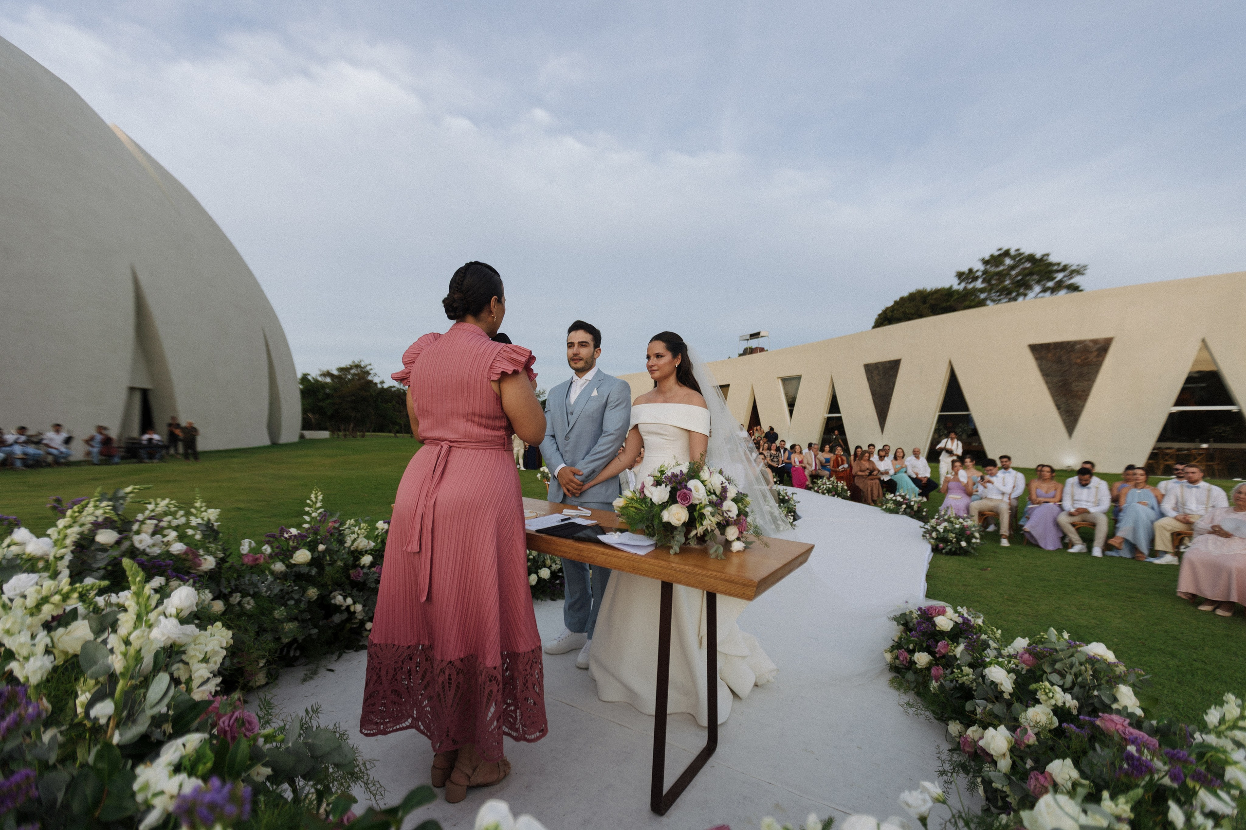 THAIS & RAFAEL L’Occitane Trancoso. Vitor Braga Fotografia | Destination Wedding Photographer