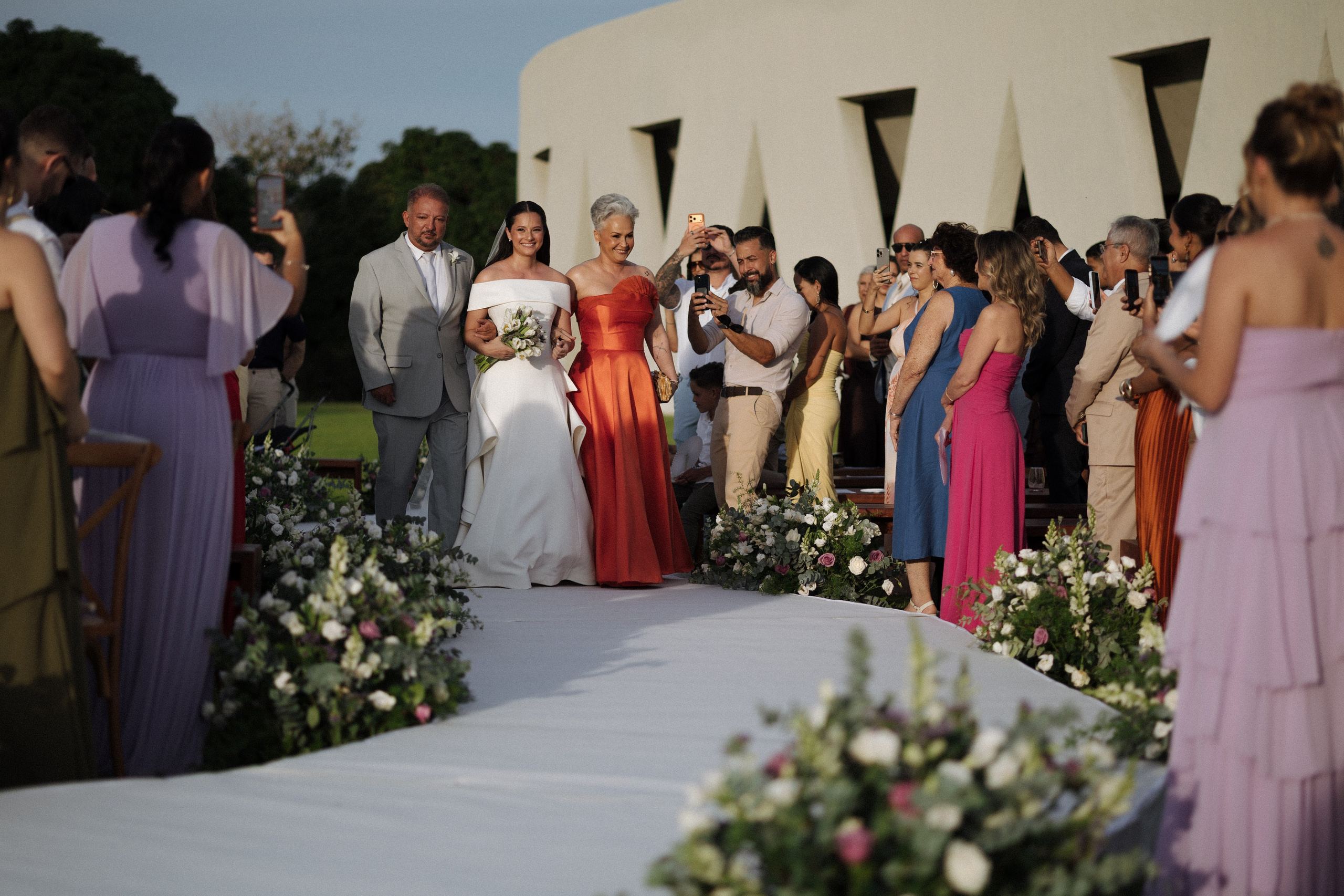 THAIS & RAFAEL L’Occitane Trancoso. Vitor Braga Fotografia | Destination Wedding Photographer