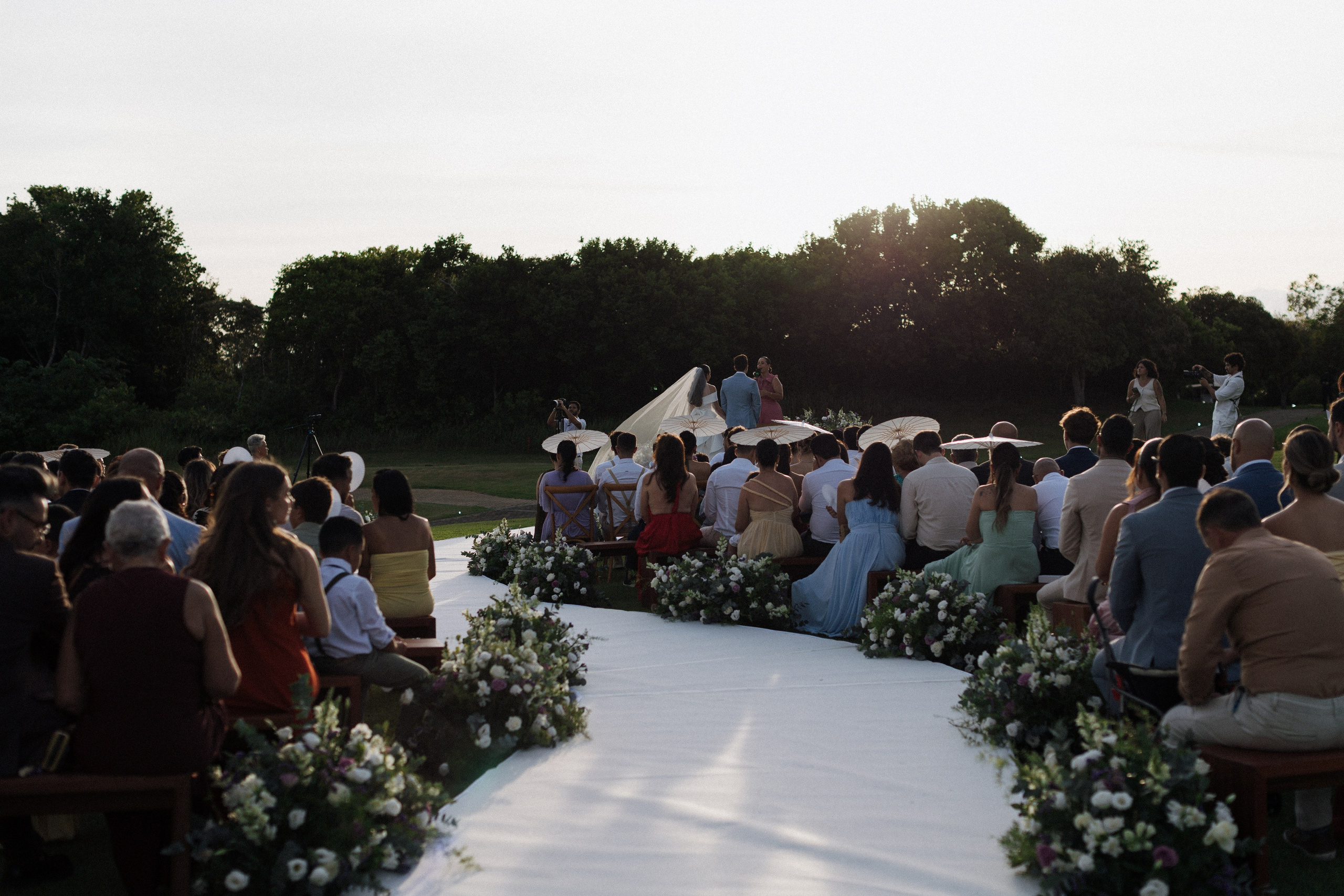 THAIS & RAFAEL L’Occitane Trancoso. Vitor Braga Fotografia | Destination Wedding Photographer