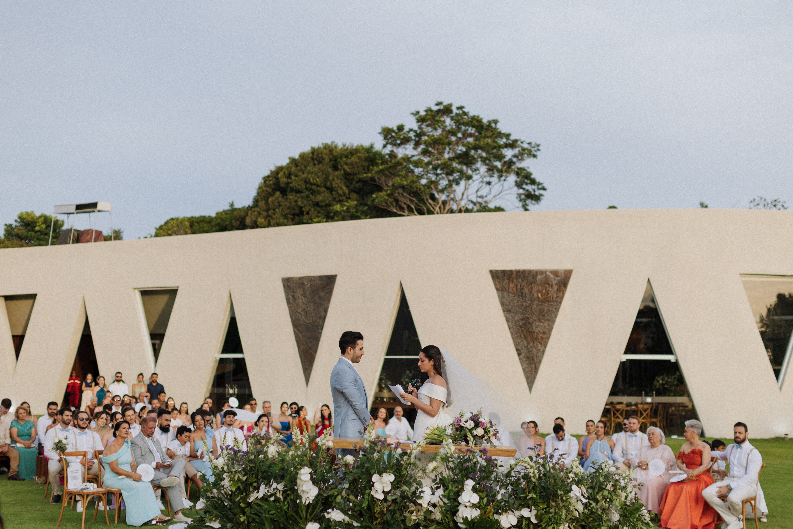 THAIS & RAFAEL L’Occitane Trancoso. Vitor Braga Fotografia | Destination Wedding Photographer