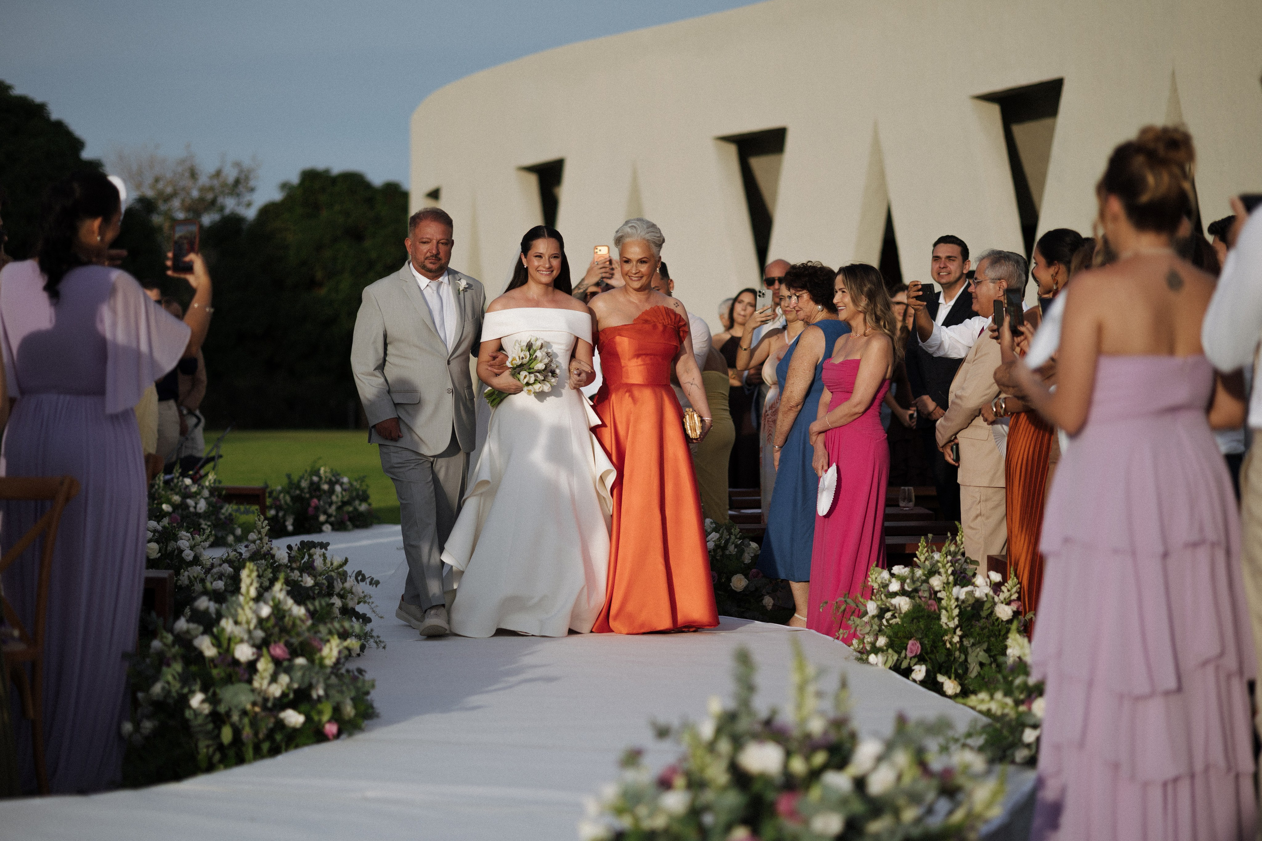 THAIS & RAFAEL L’Occitane Trancoso. Vitor Braga Fotografia | Destination Wedding Photographer