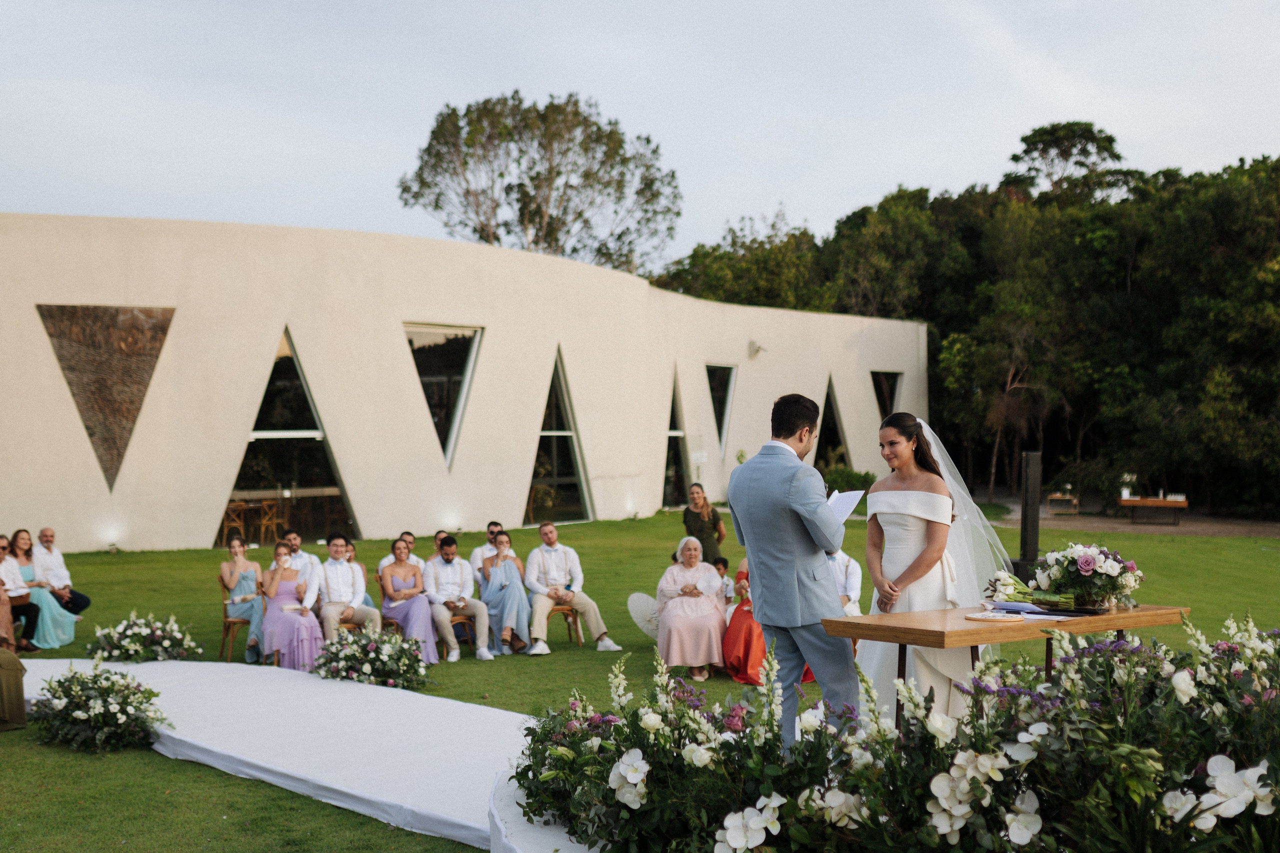 THAIS & RAFAEL L’Occitane Trancoso. Vitor Braga Fotografia | Destination Wedding Photographer