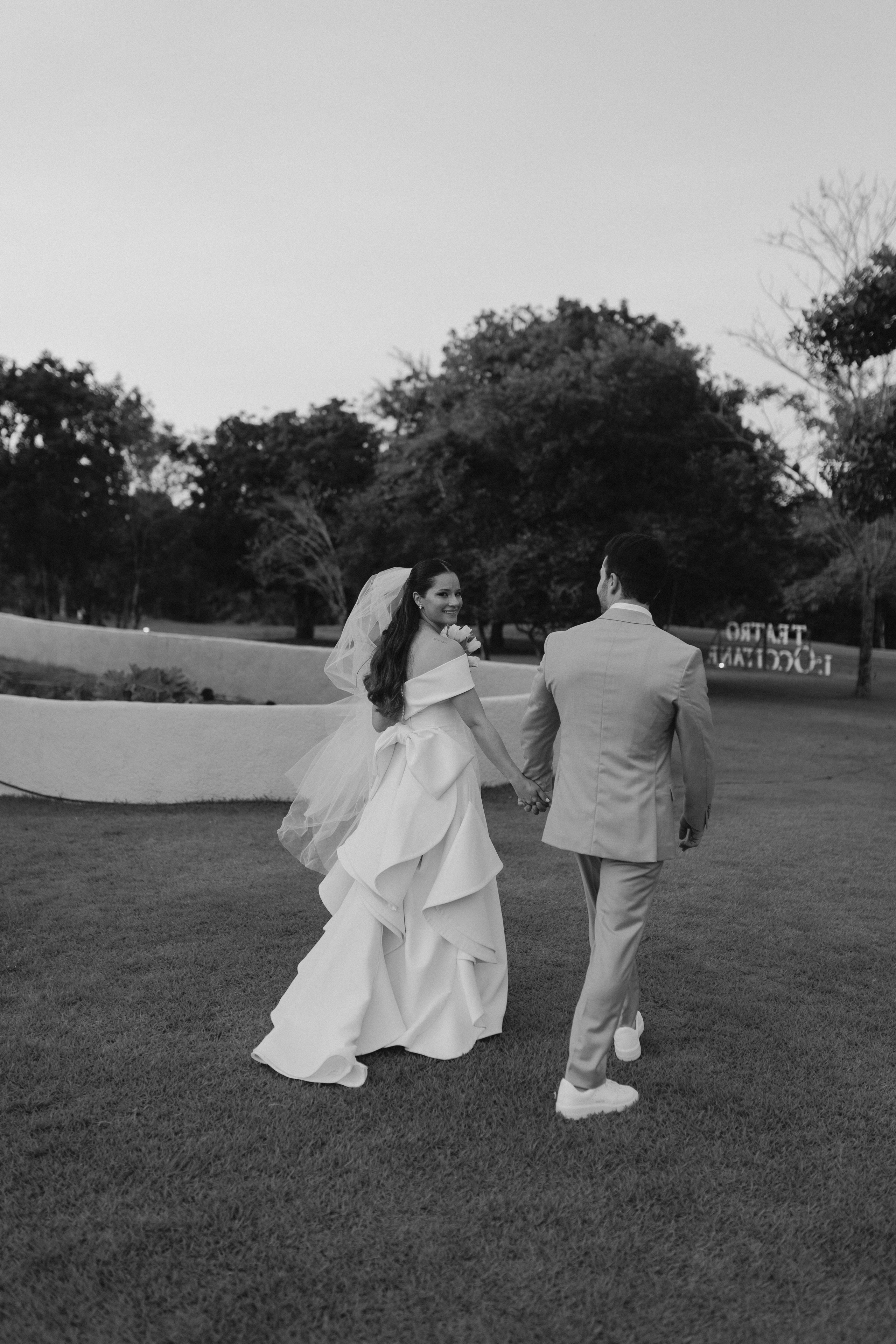 THAIS & RAFAEL L’Occitane Trancoso. Vitor Braga Fotografia | Destination Wedding Photographer