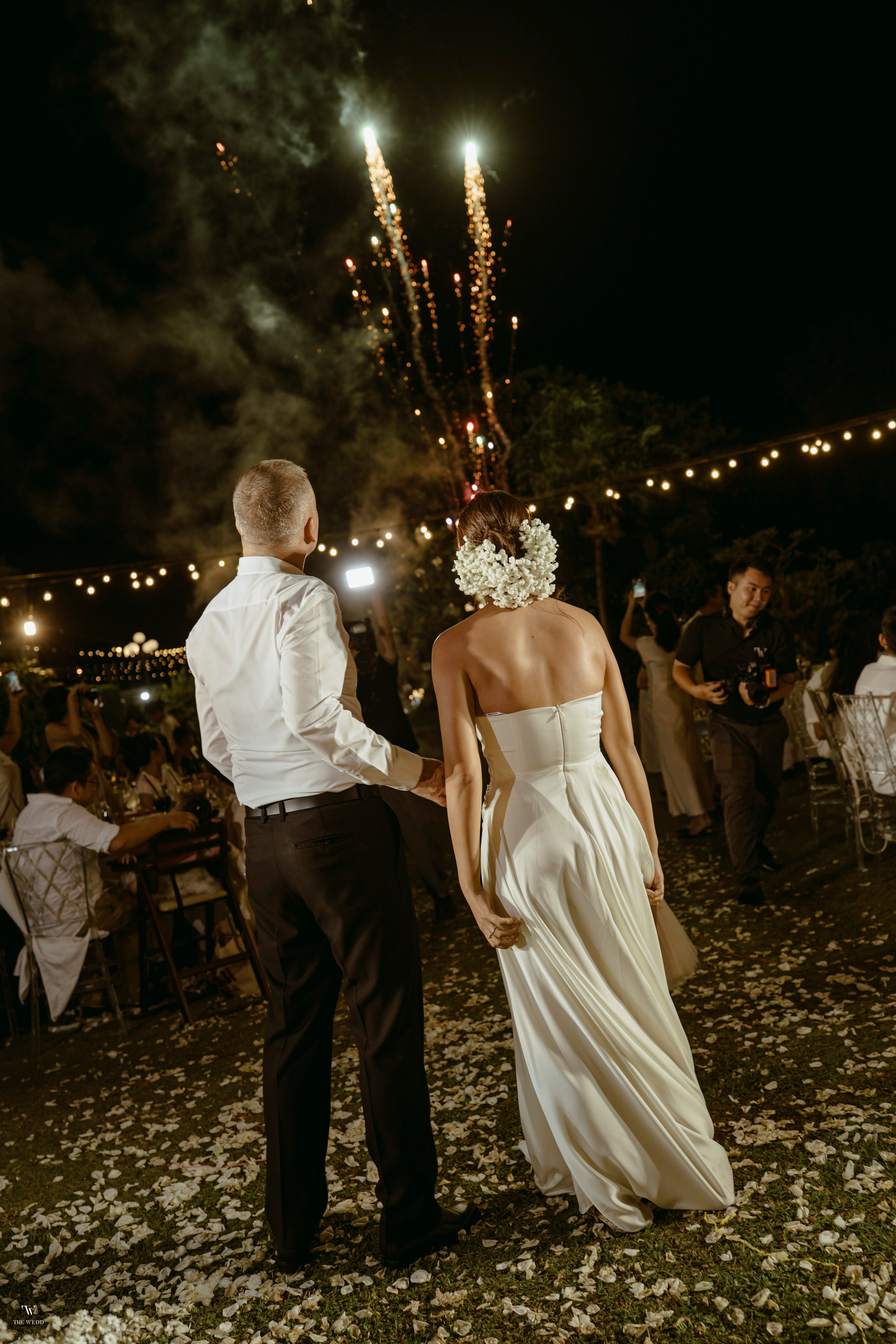 ALEX & NICOLE. WEDDING PHOTOGRAPHER IN VIETNAM