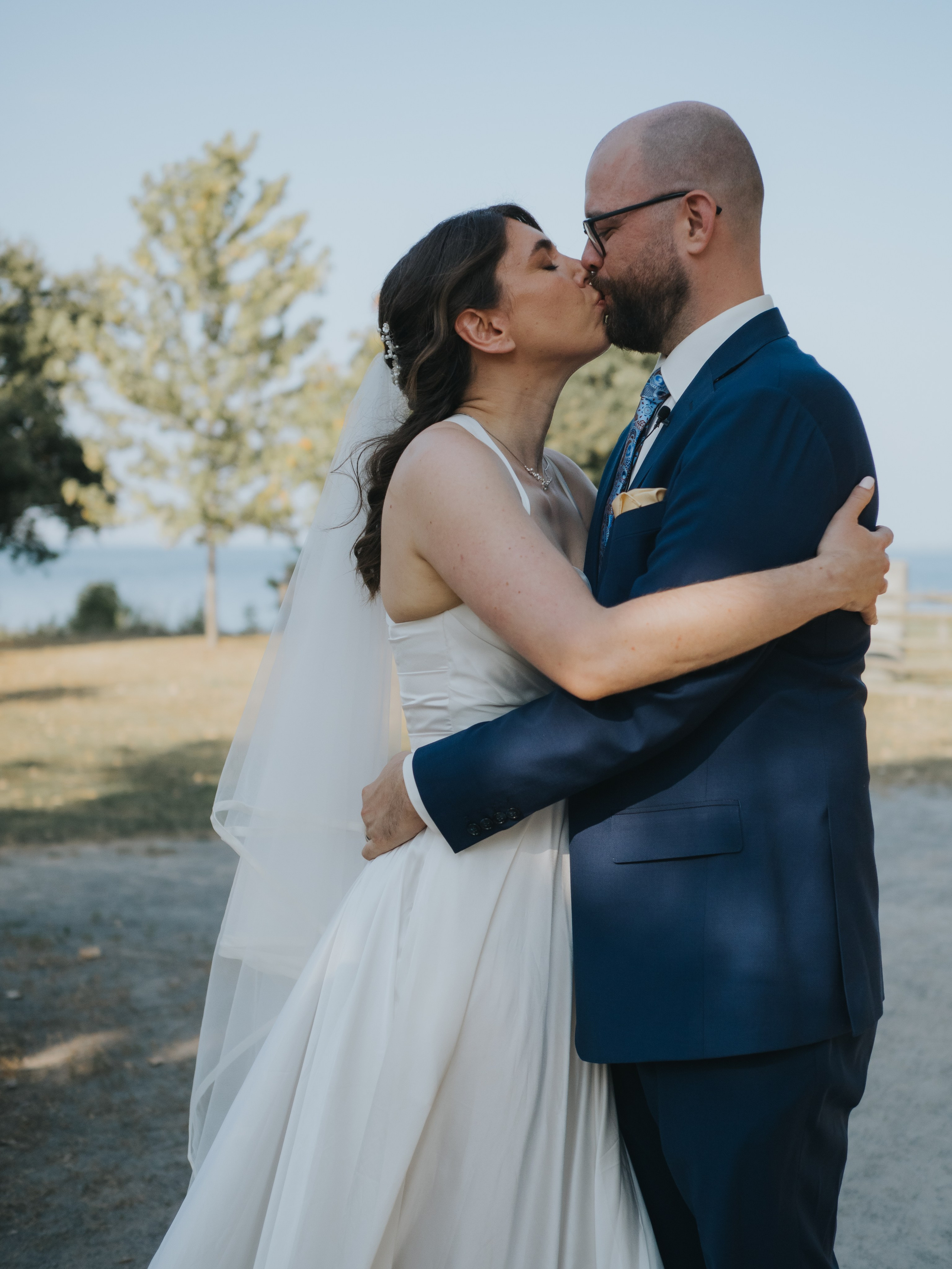 Wedding of Enbal & Andrew in Montreal, Quebec. Wedding and Family Photography Montreal Muriel Oe Photo