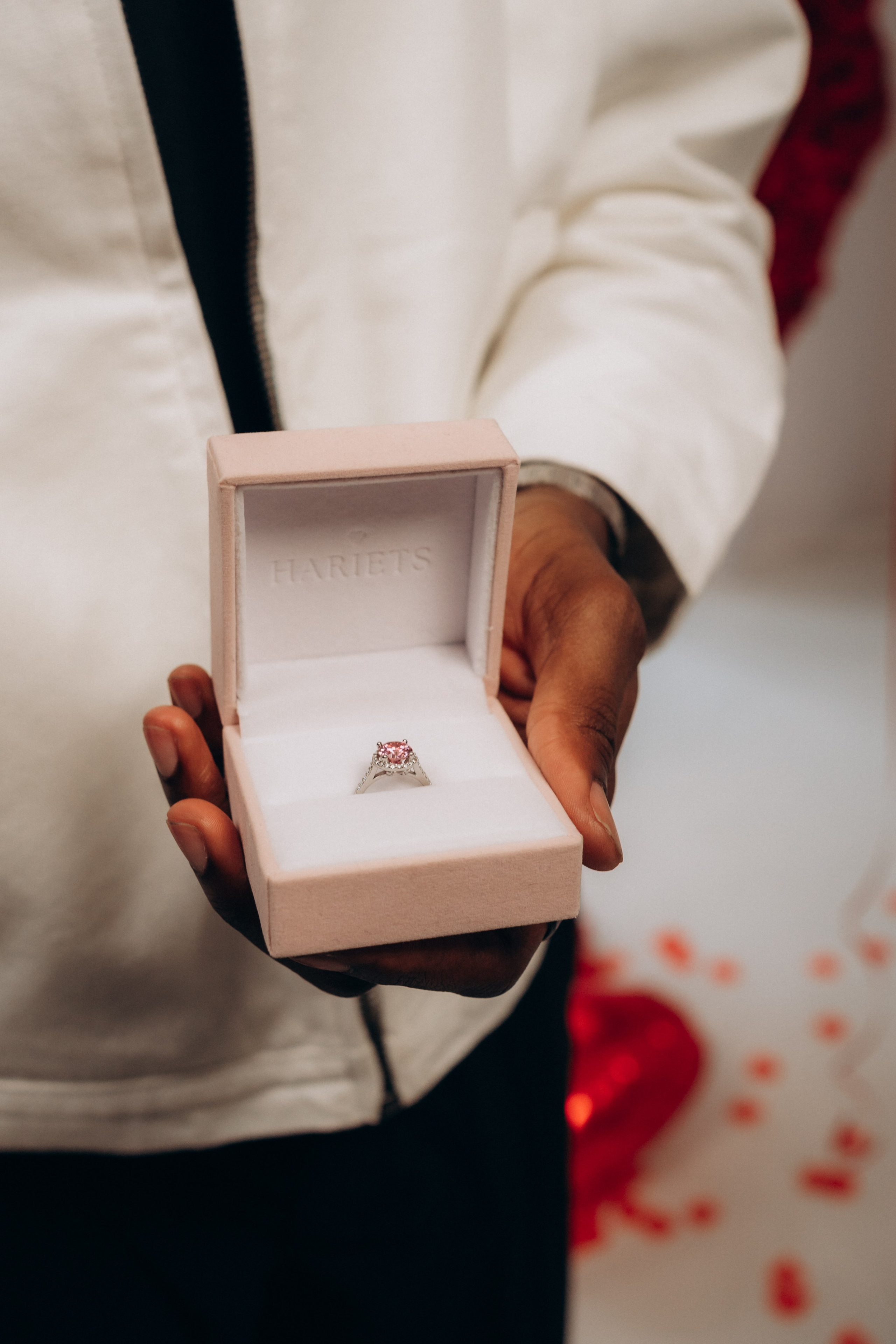 Oświadczyny Katowice | Romantyczna sesja zdjęciowa | Fotograf Yuliia Khmelinina. Fotograf Katowice – sesje indywidualne, rodzinne, ślubne