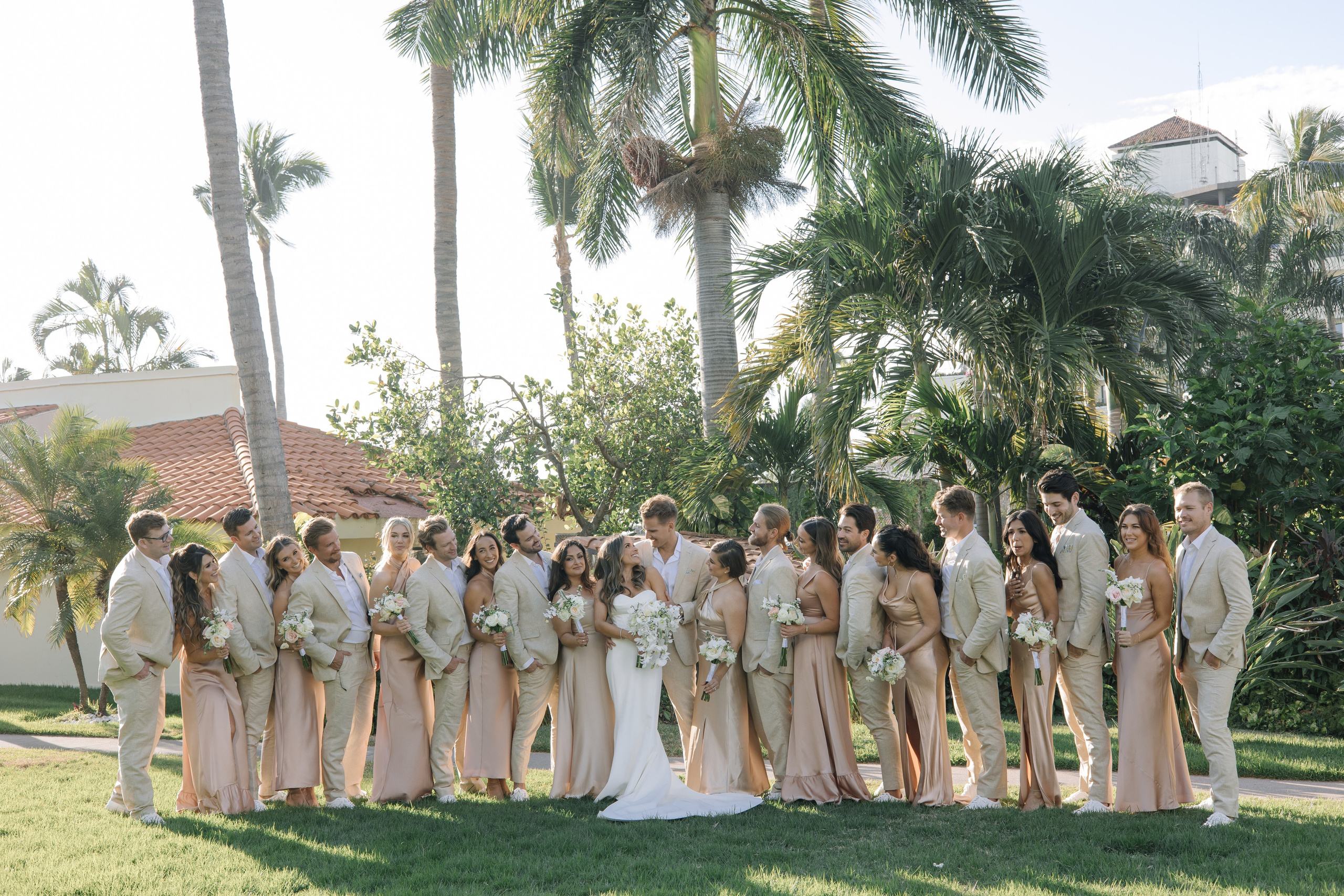 Marriott Puerto Vallarta Resort and Spa. Wedding photographer Mexico Sayulita Puerto Vallarta Punta Mita Cabo