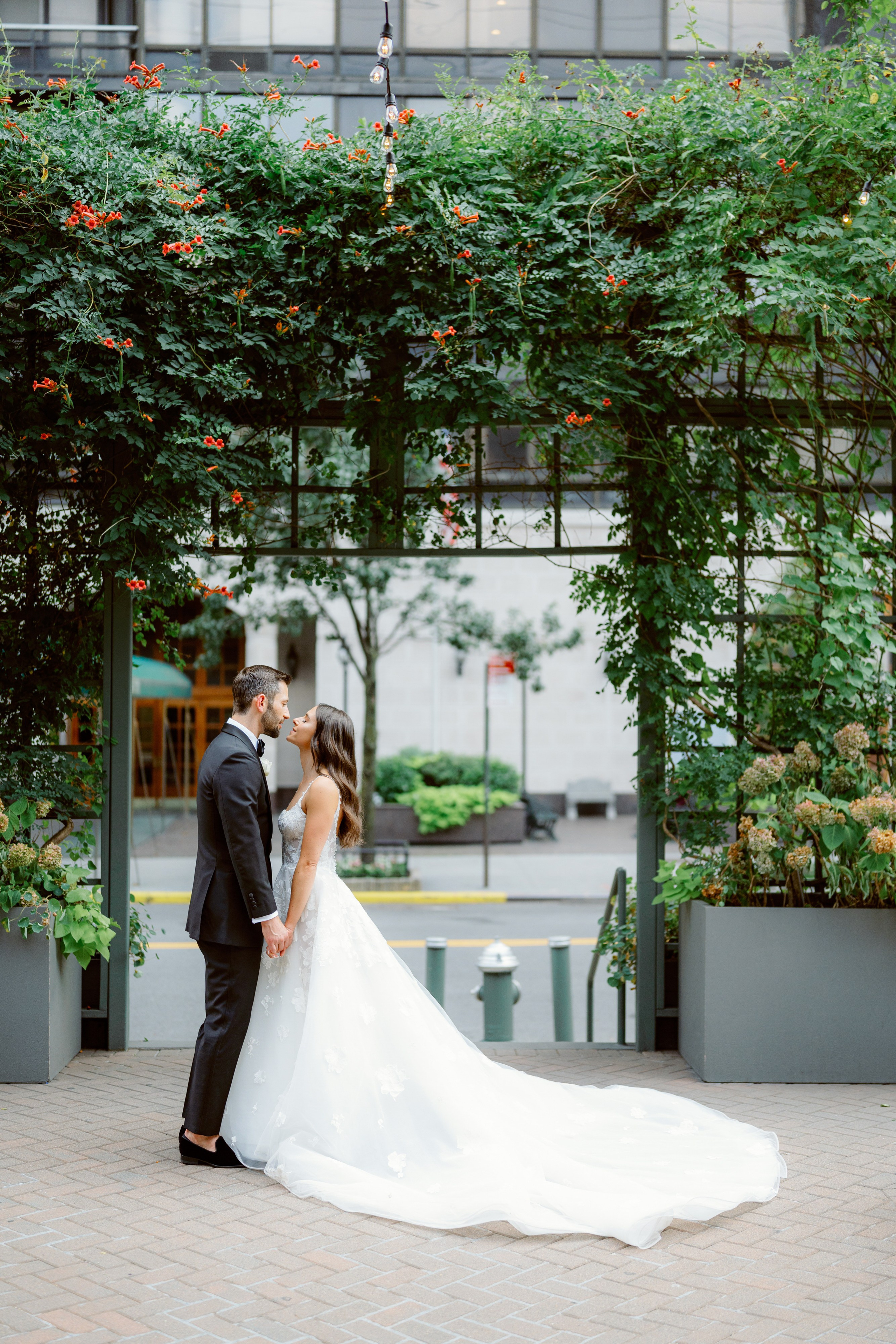 Kelsey and Scott’s Grand Jewish Wedding at Guastavino’s. Wedding photographer and videographer New York | New Jersey