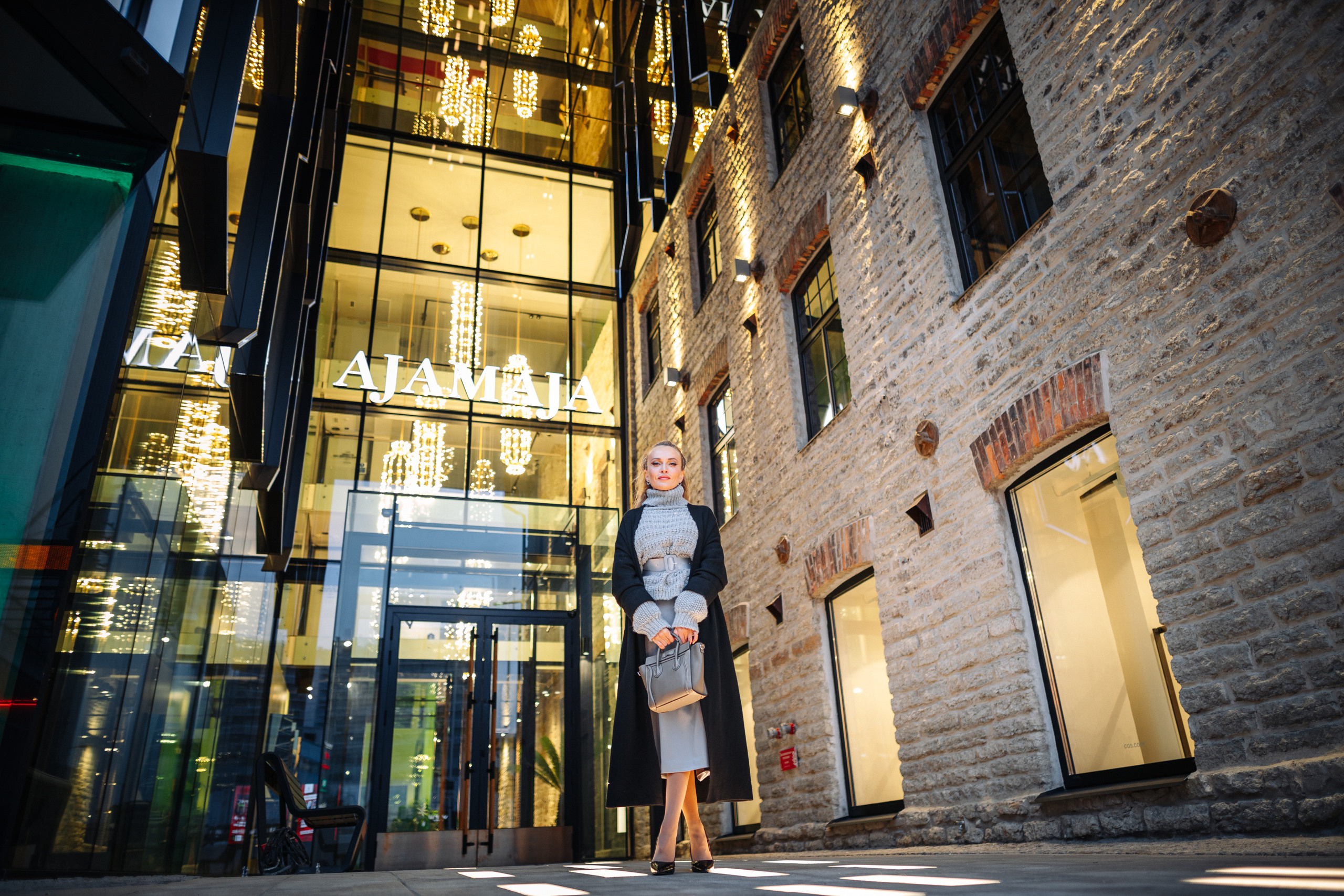 Irina (Airbnb) 23.09.2021. Portree- ja perefotograaf Anton Hansen Tallinnas, Eestis