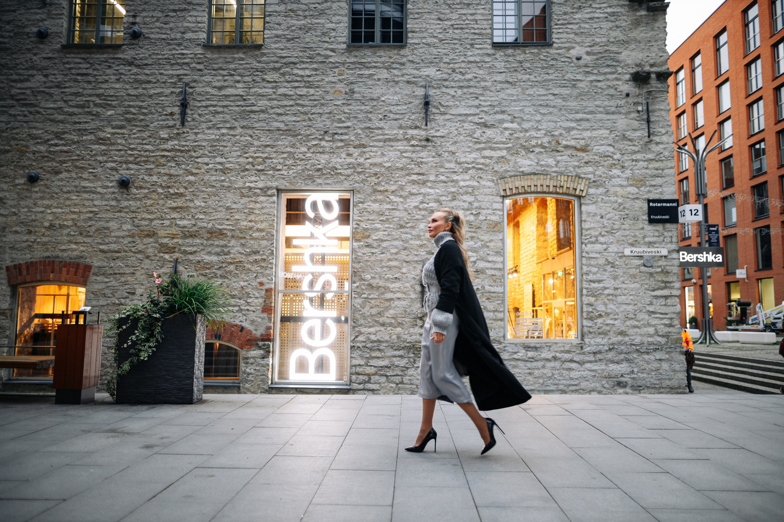 Irina (Airbnb) 23.09.2021. Portree- ja perefotograaf Anton Hansen Tallinnas, Eestis