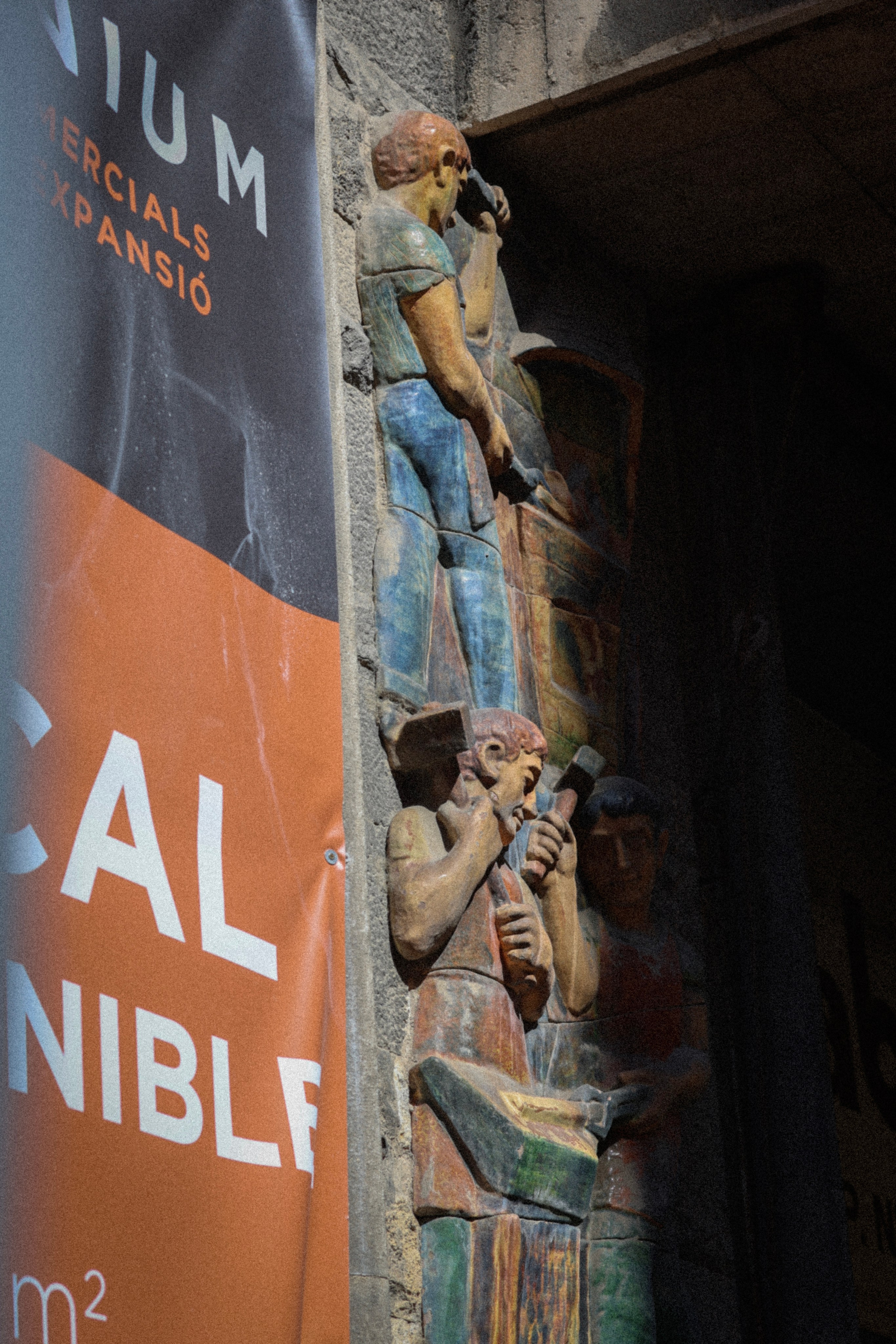 El toque de Gerona. Vladislav Makarov. Portrait & Street style photographer in Baku