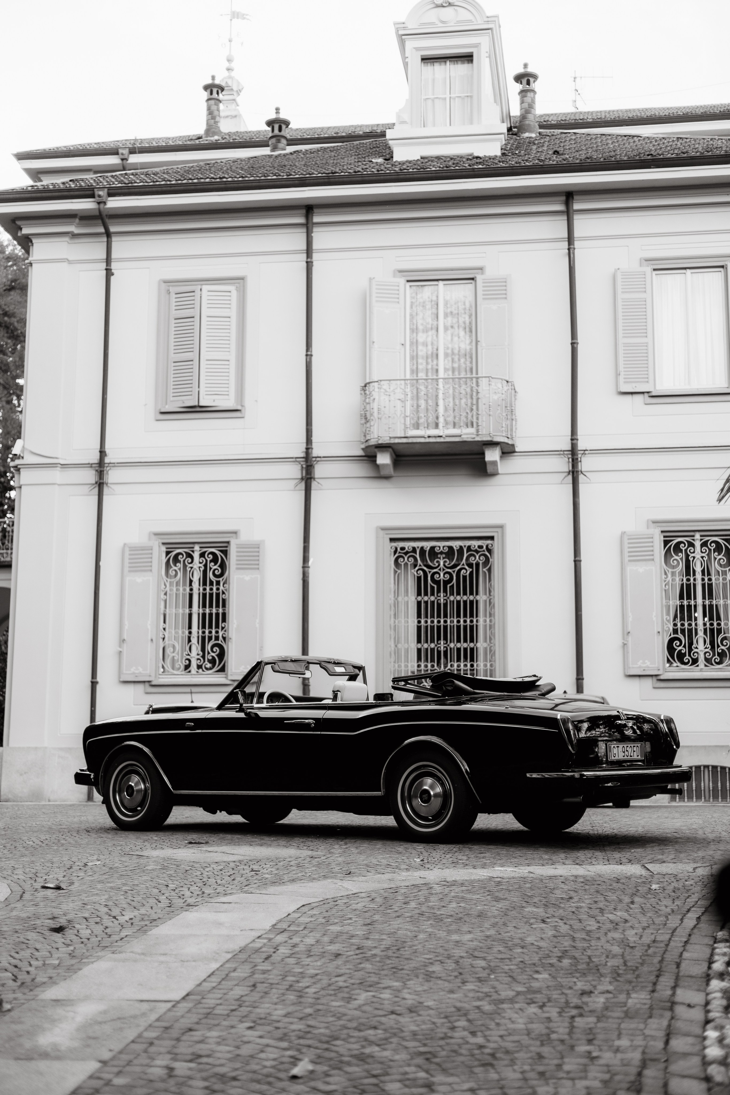 Catherine and Samuel. Sara Luca Wedding Photographer in Italy and Europe