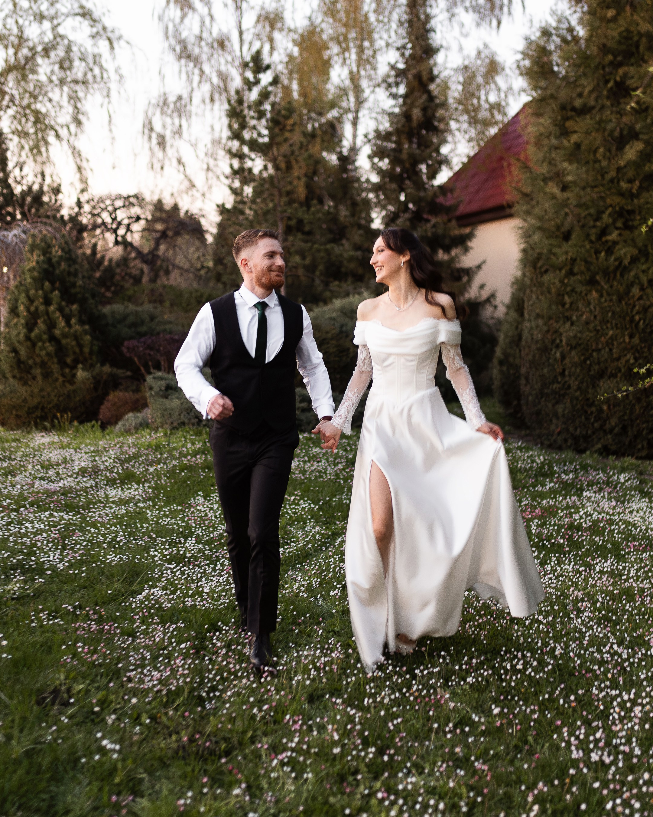 Bianca & Bogdan. Vlad Aconstantinesei Photographer