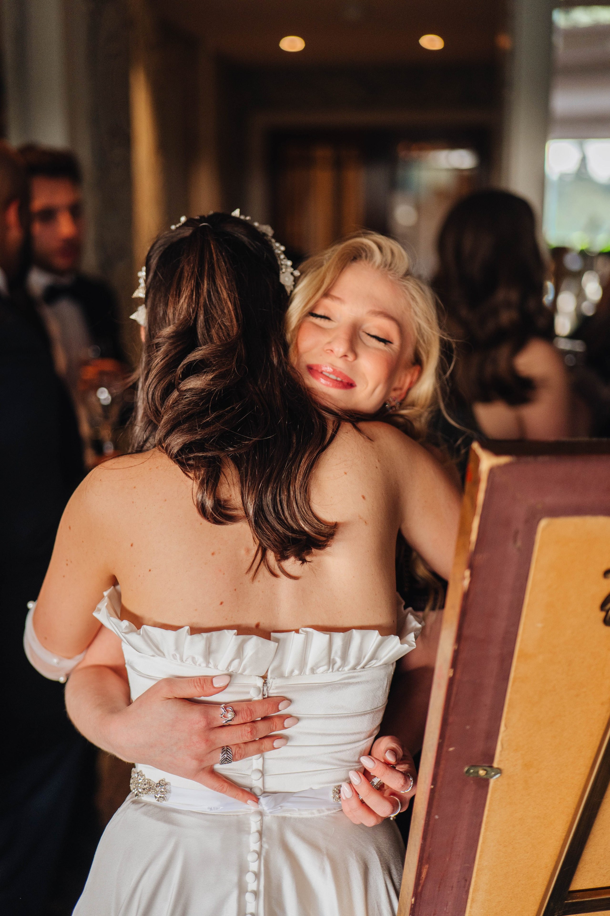 Wedding day with Daria and Burhan in south west London. Wedding and family photographer in London