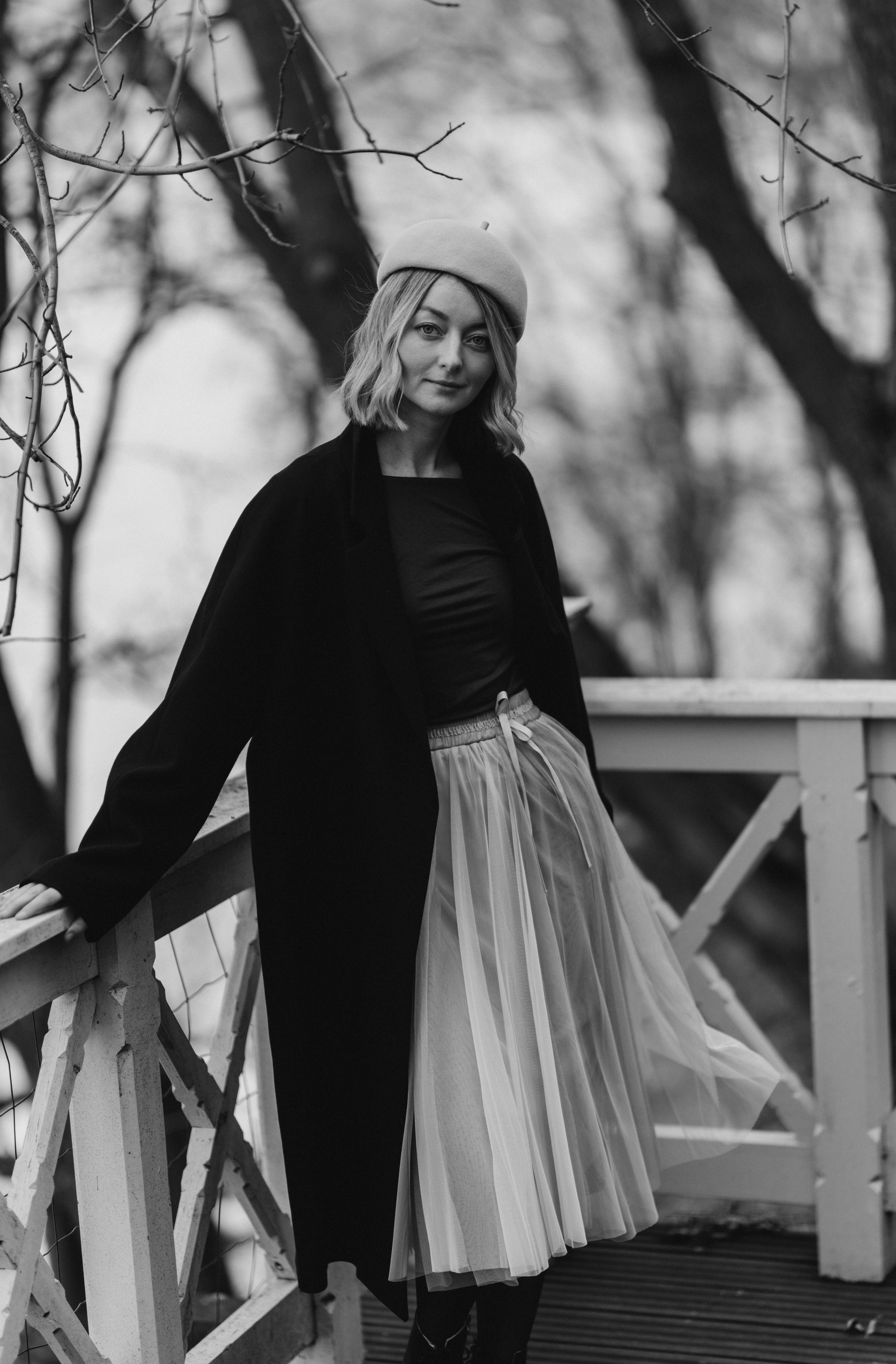 Woman phoshoot. Wedding and potrait photographer in Helsinki Vickan O