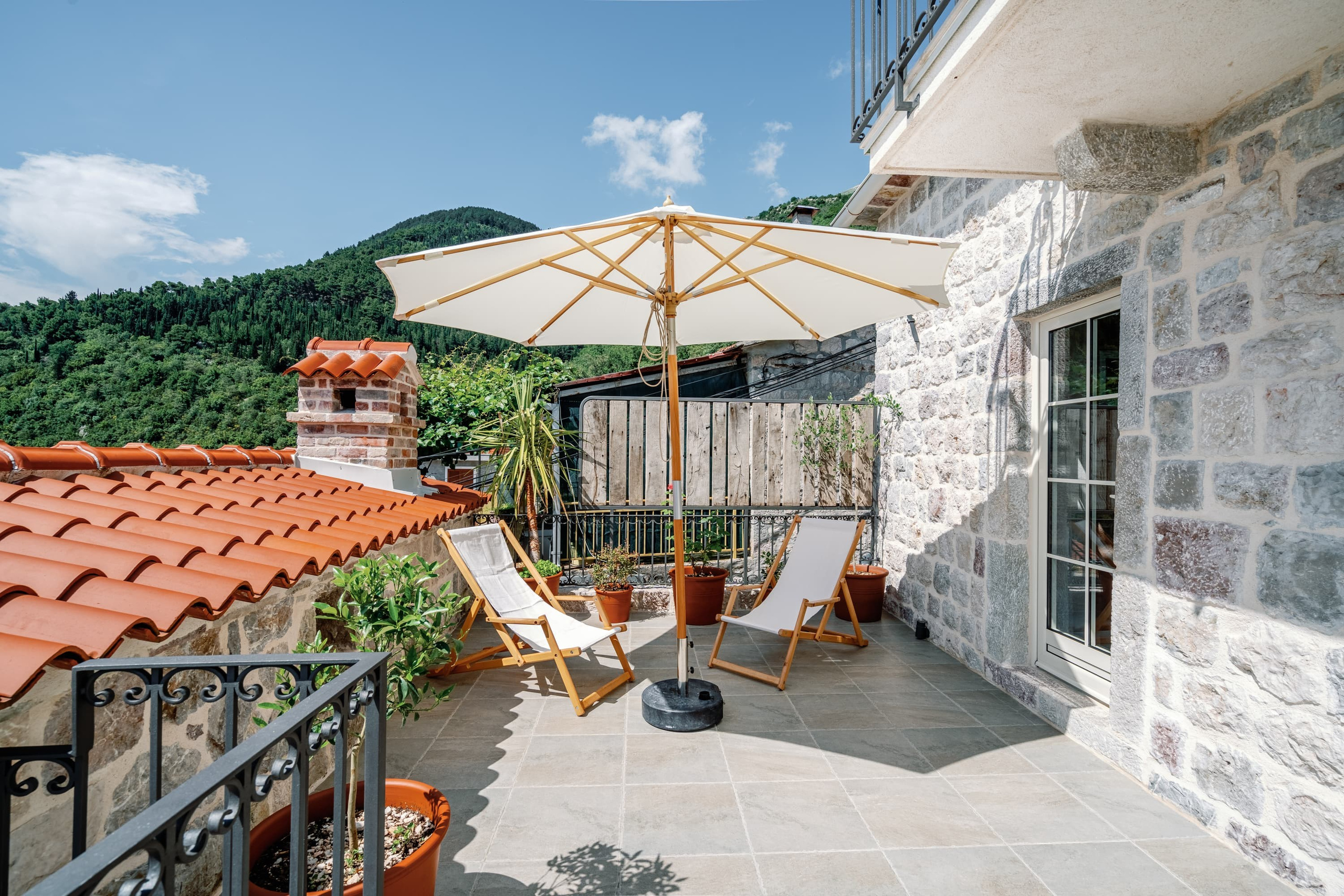 Real Estate Photography. Montenegro. EVAN ARISTOV WEDDING PHOTOGRAPHY — Seattle Wedding Photographer
