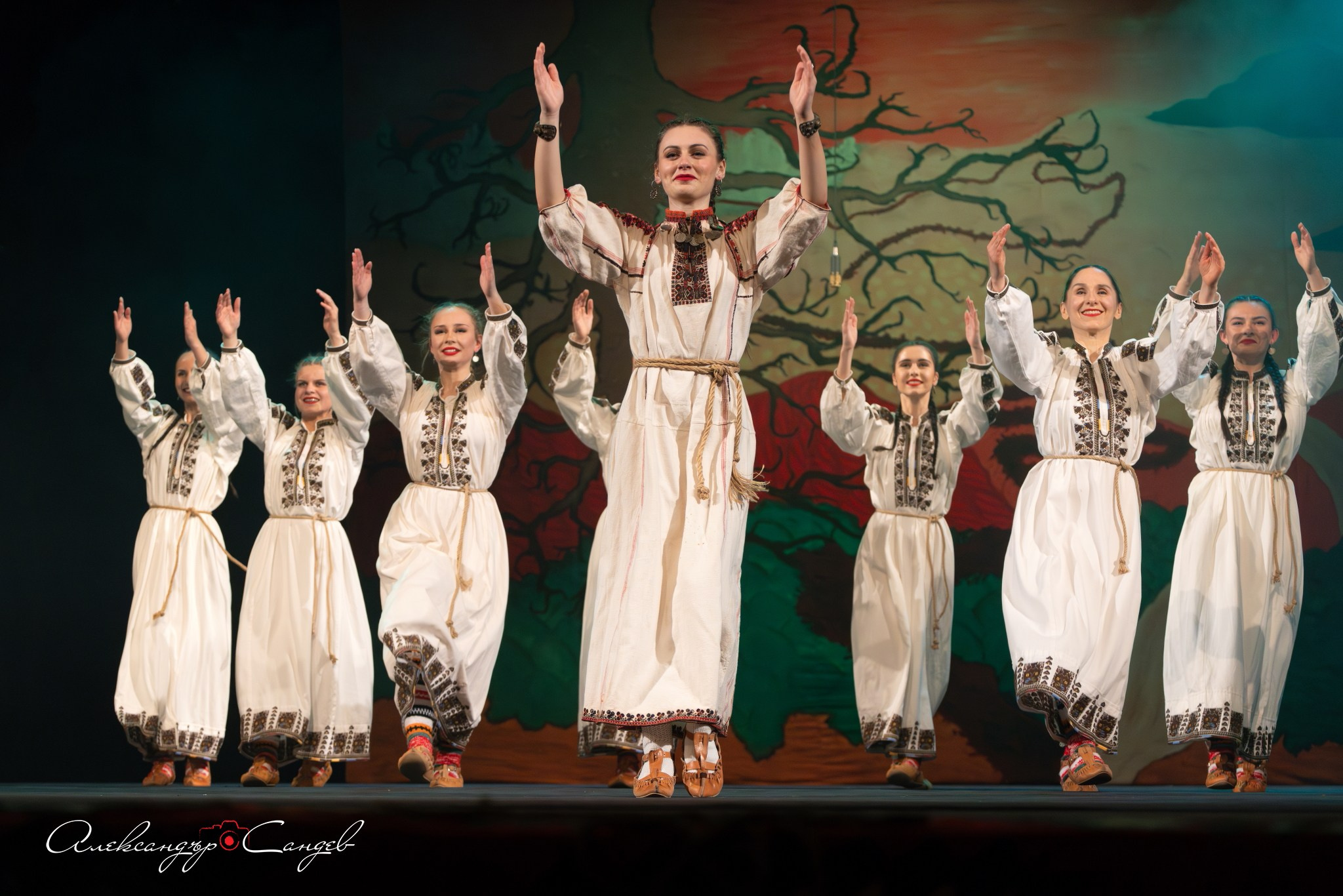 „Змейова сватба“, спектакъл на представителен ансамбъл „Шевица“ - 28.03.2026 -. Александър Сандев - website