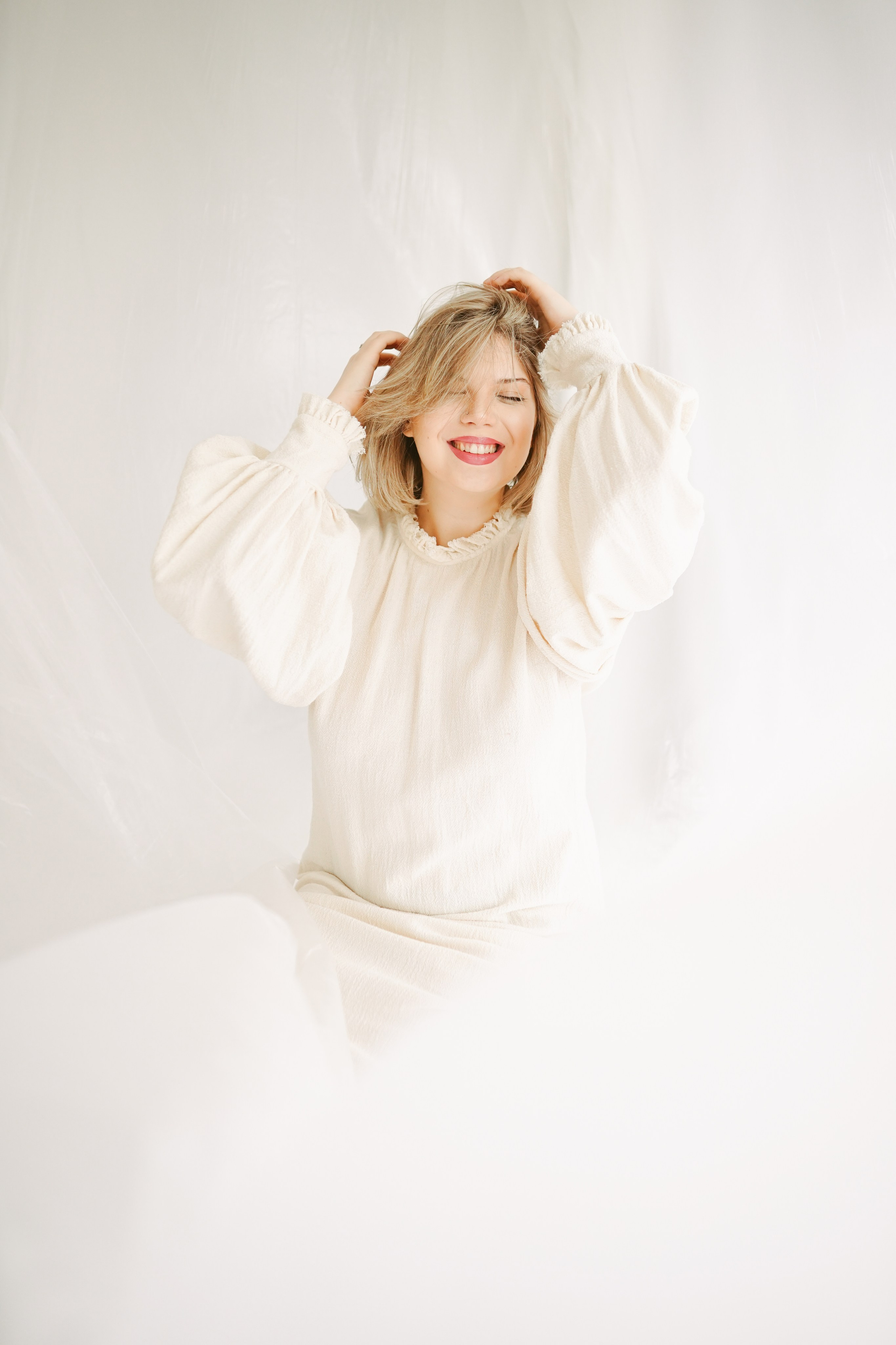 Fotografie de Portret Brașov | Artist Mădălina Beda. Madalina Beda- Artist vizual, fotograf, doula la nastere, consultant babywearing Brasov si in toata tara