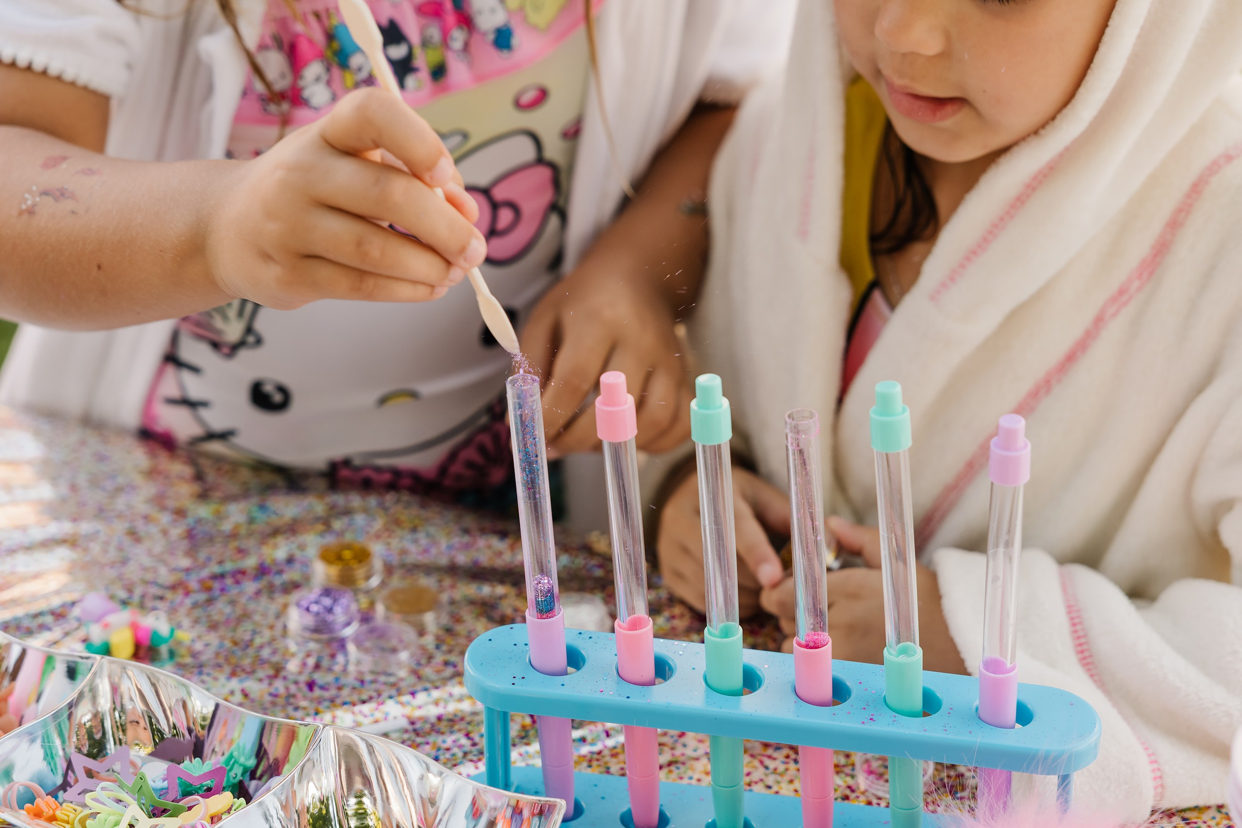 Birthday Party. Wedding family event photographer in Chicago Nick Yushevich