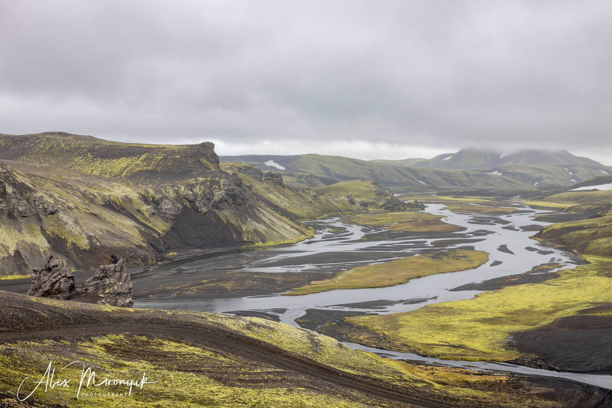 Iceland Hiking Adventure. Pet, Senior, Landscape, portrait studio, photographer in Miami and Sou
