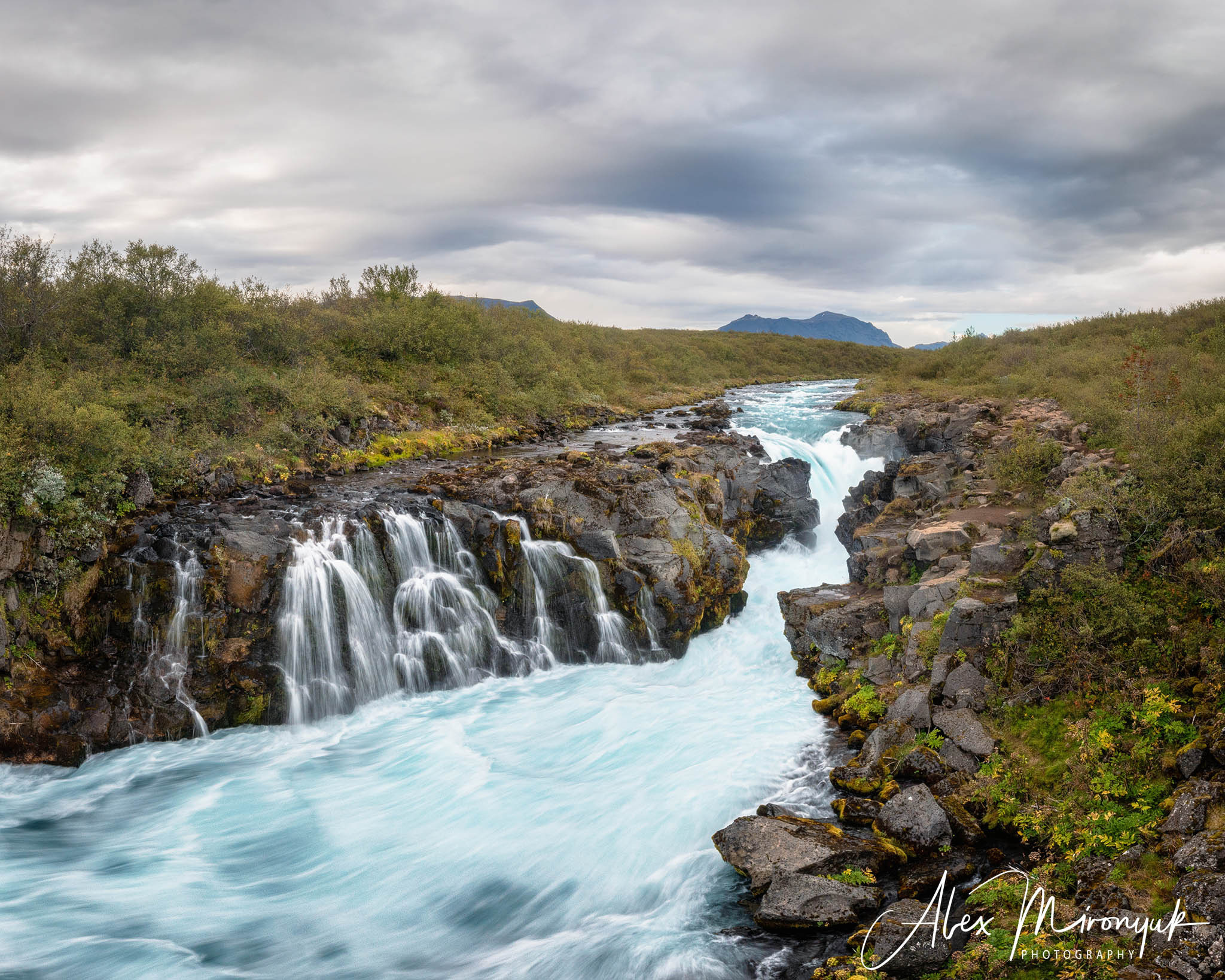 Iceland Hiking Adventure. Pet, Senior, Landscape, portrait studio, photographer in Miami and Sou