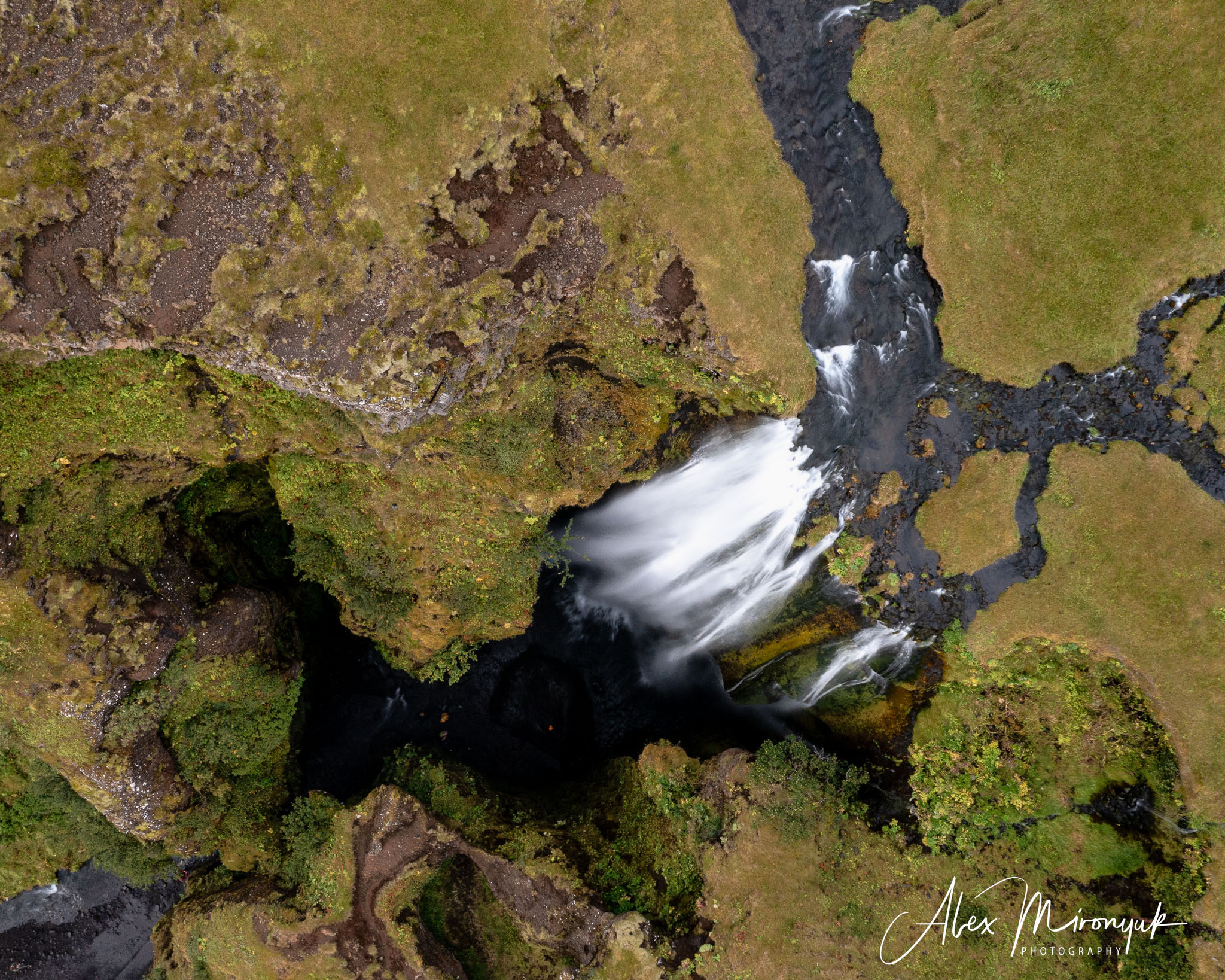 Iceland Hiking Adventure. Pet, Senior, Landscape, portrait studio, photographer in Miami and Sou