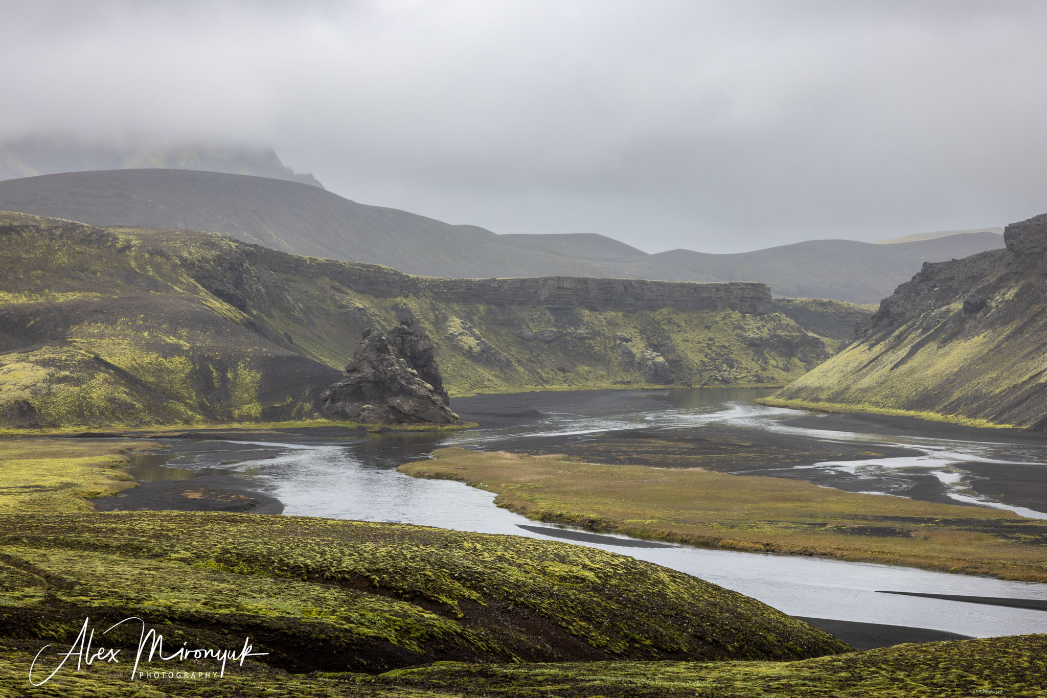 Iceland Hiking Adventure. Pet, Senior, Landscape, portrait studio, photographer in Miami and Sou