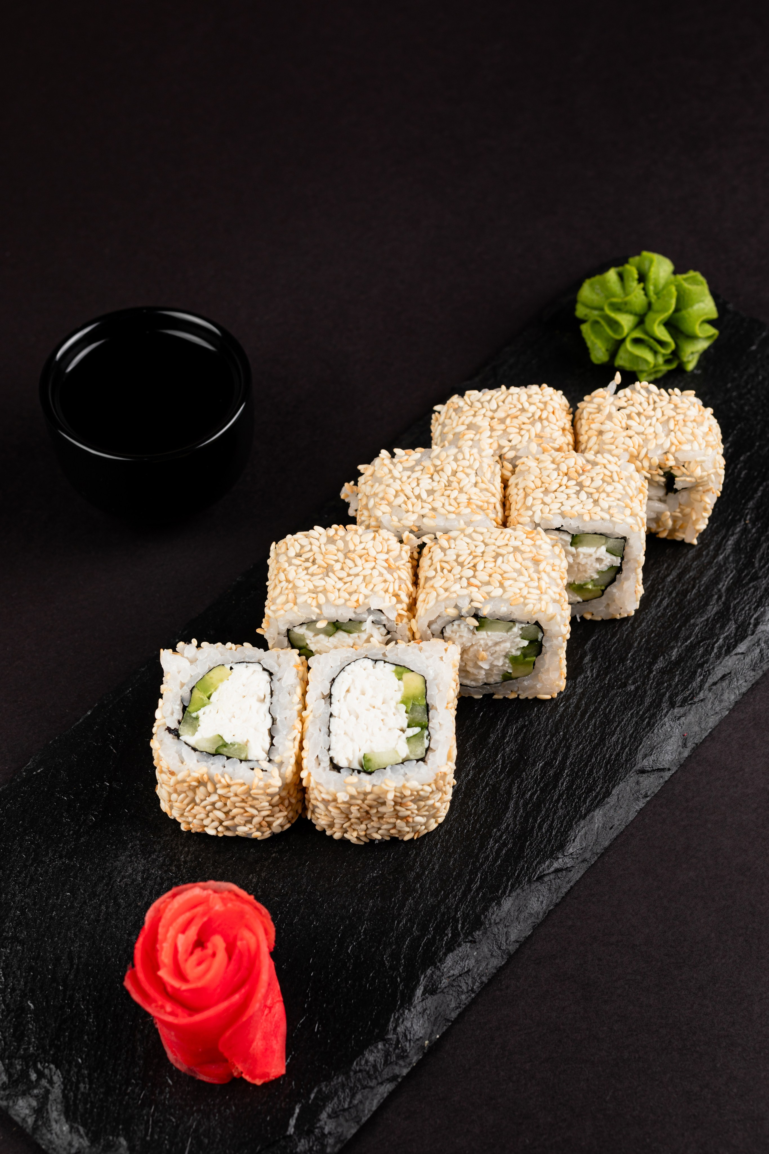 Tokyo Roll — фуд-фотосъёмка суши и роллов в Бишкеке. Фотограф в Бишкеке Оксана Шувалова