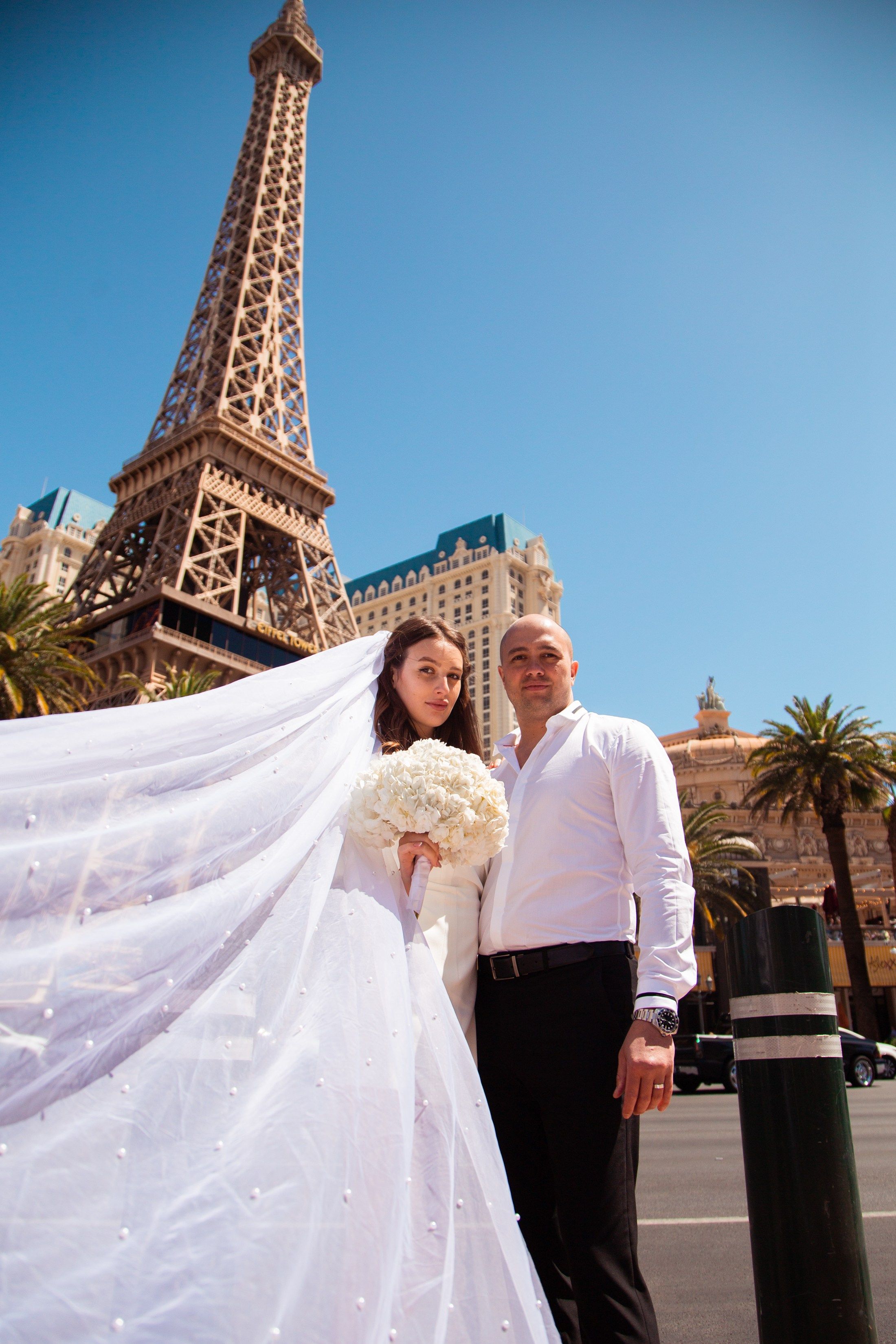 D&R. Wedding & elopement photographer Viktoriya Kravtsov. Las Vegas
