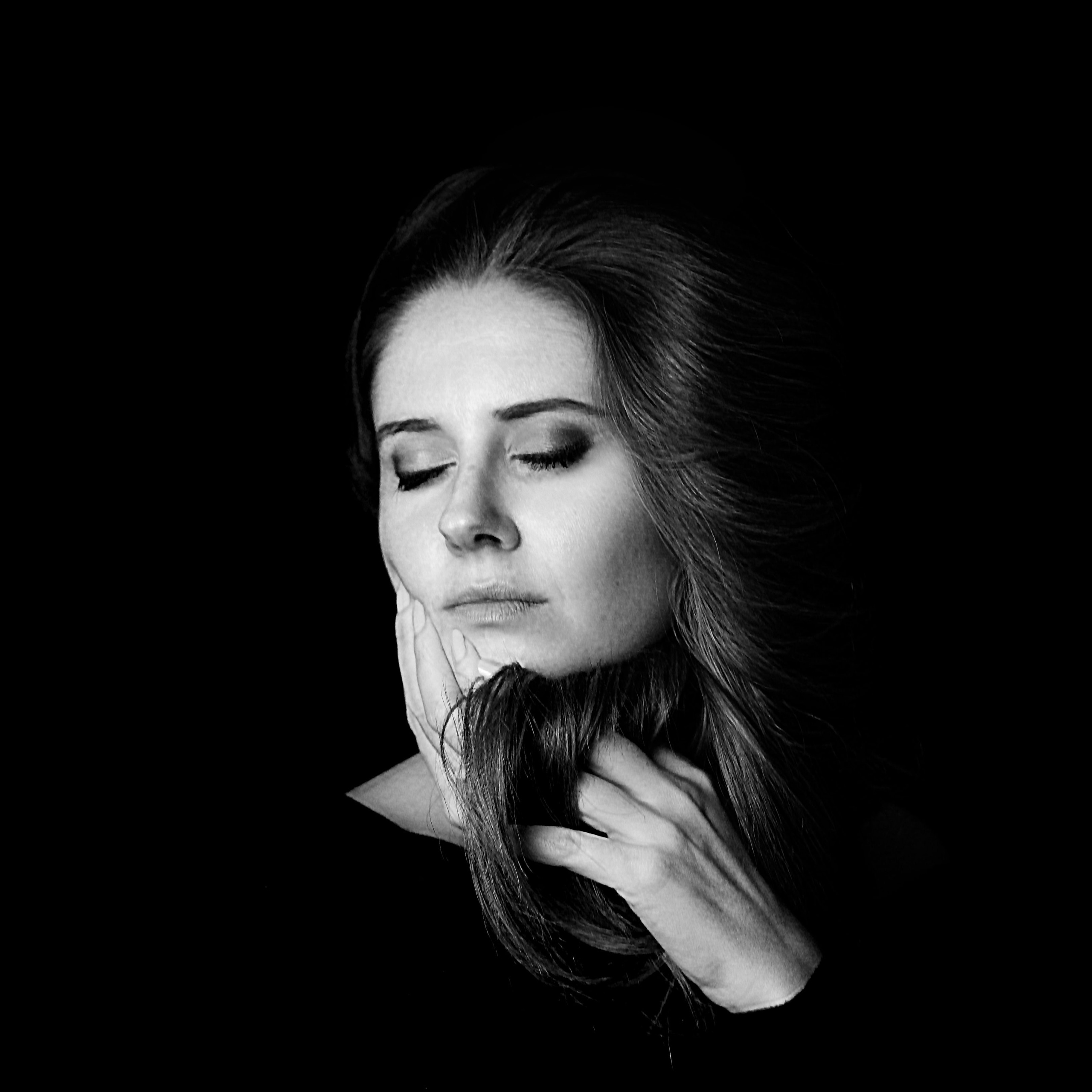 Black and White Image gallery of Tomer Weiss Fine art