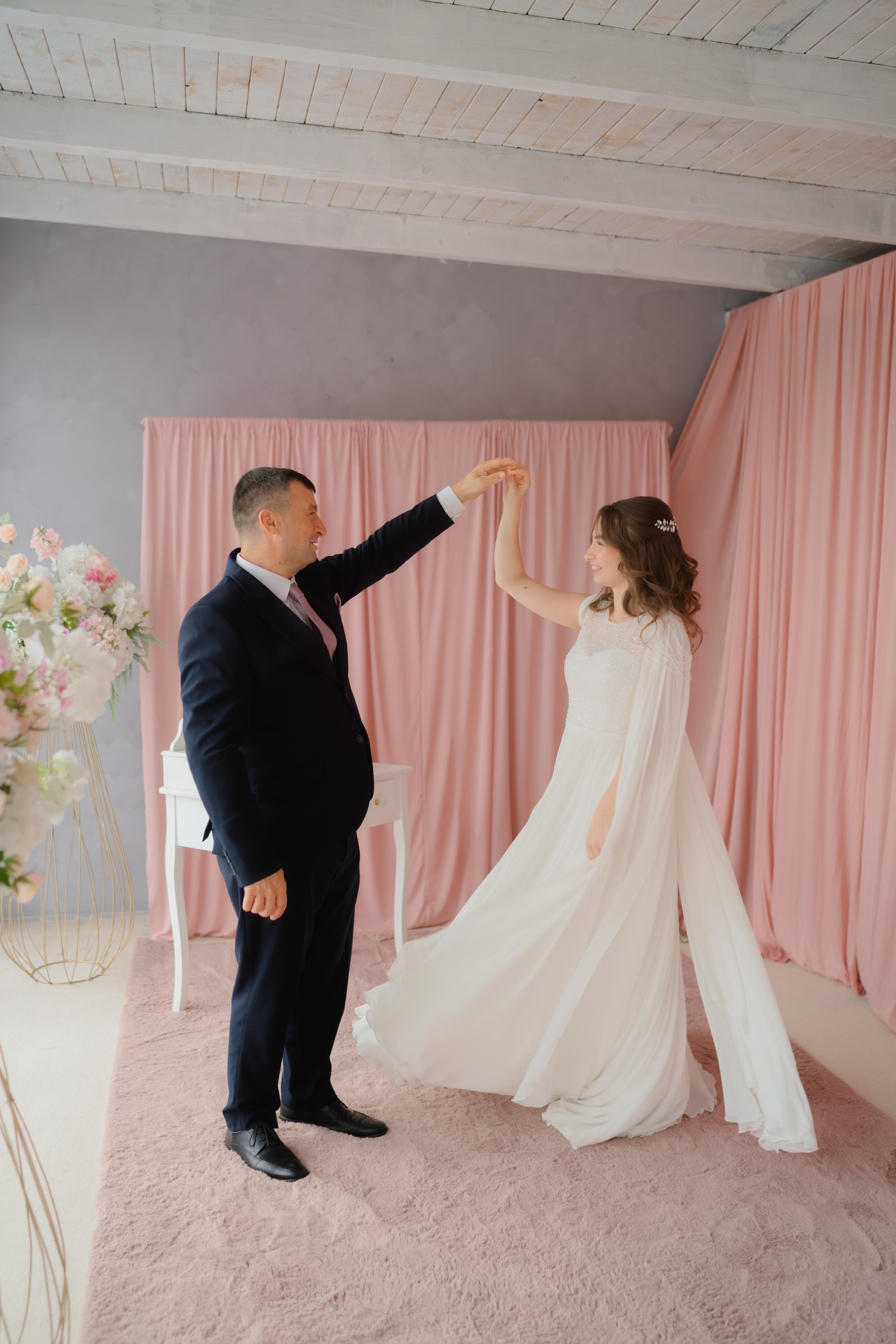 Miruna | Ruben Preview. Main