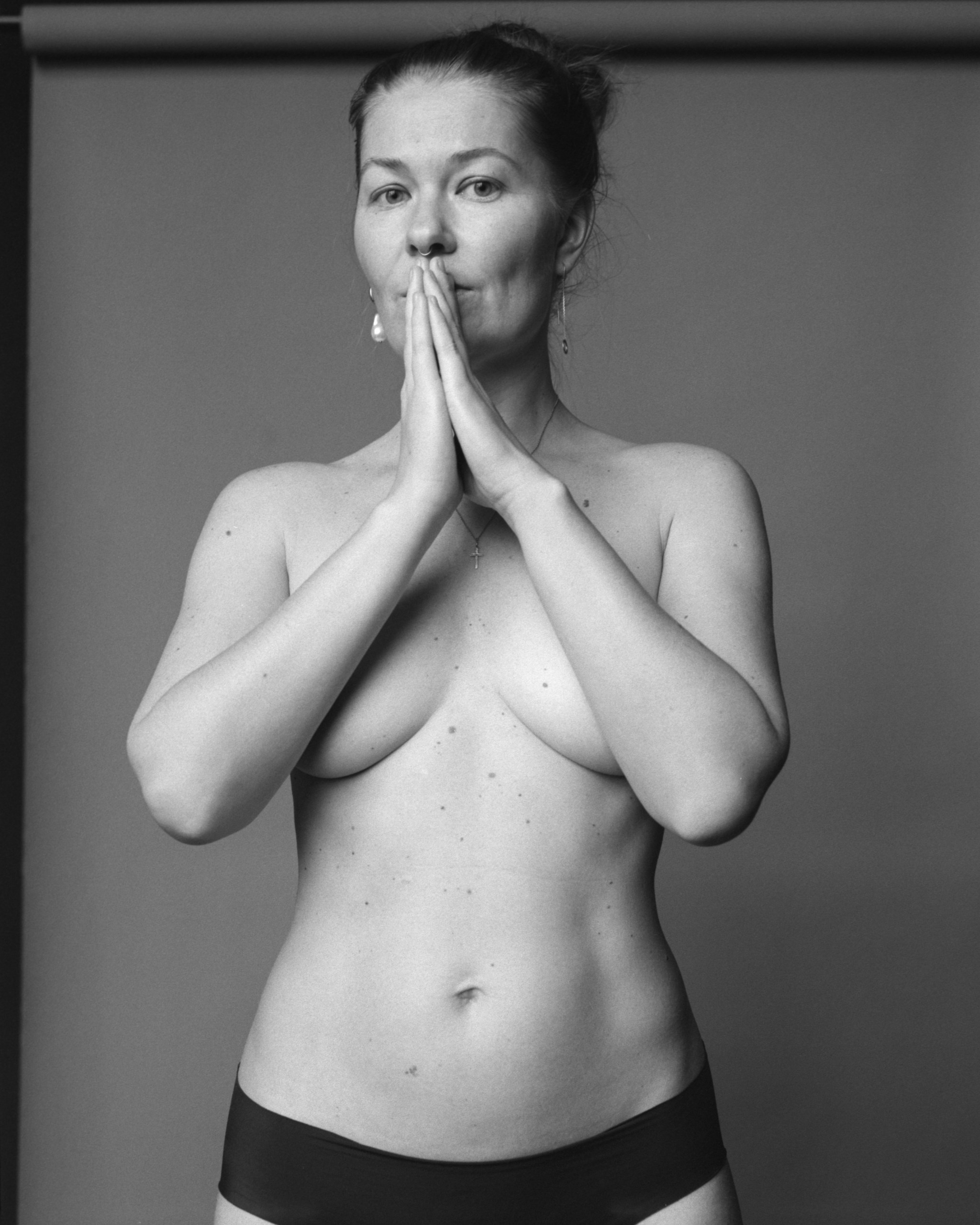 Портреты для Насти. Полина Сойреф, портретный и документальный фотограф