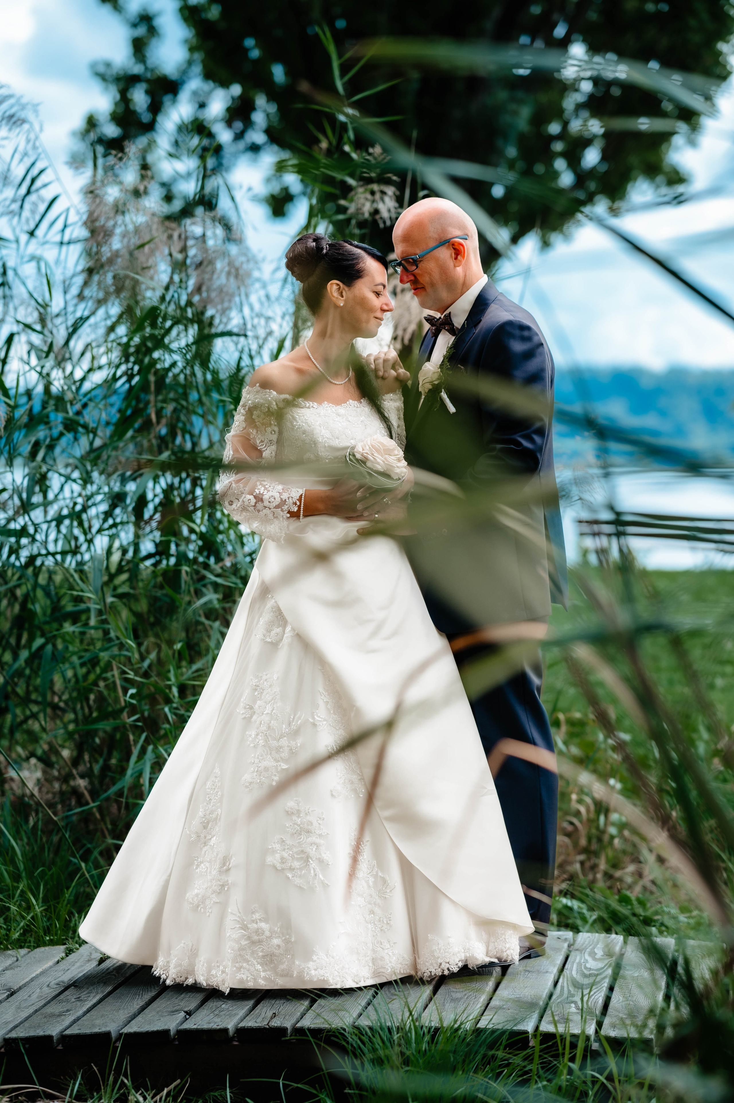 Hochzeitsfotografie Thomas & Elena – Emotionale Hochzeitsreportage in der Schweiz. Authentische, emotionale, zeitlose Hochzeitsfotografie aus Albstadt
