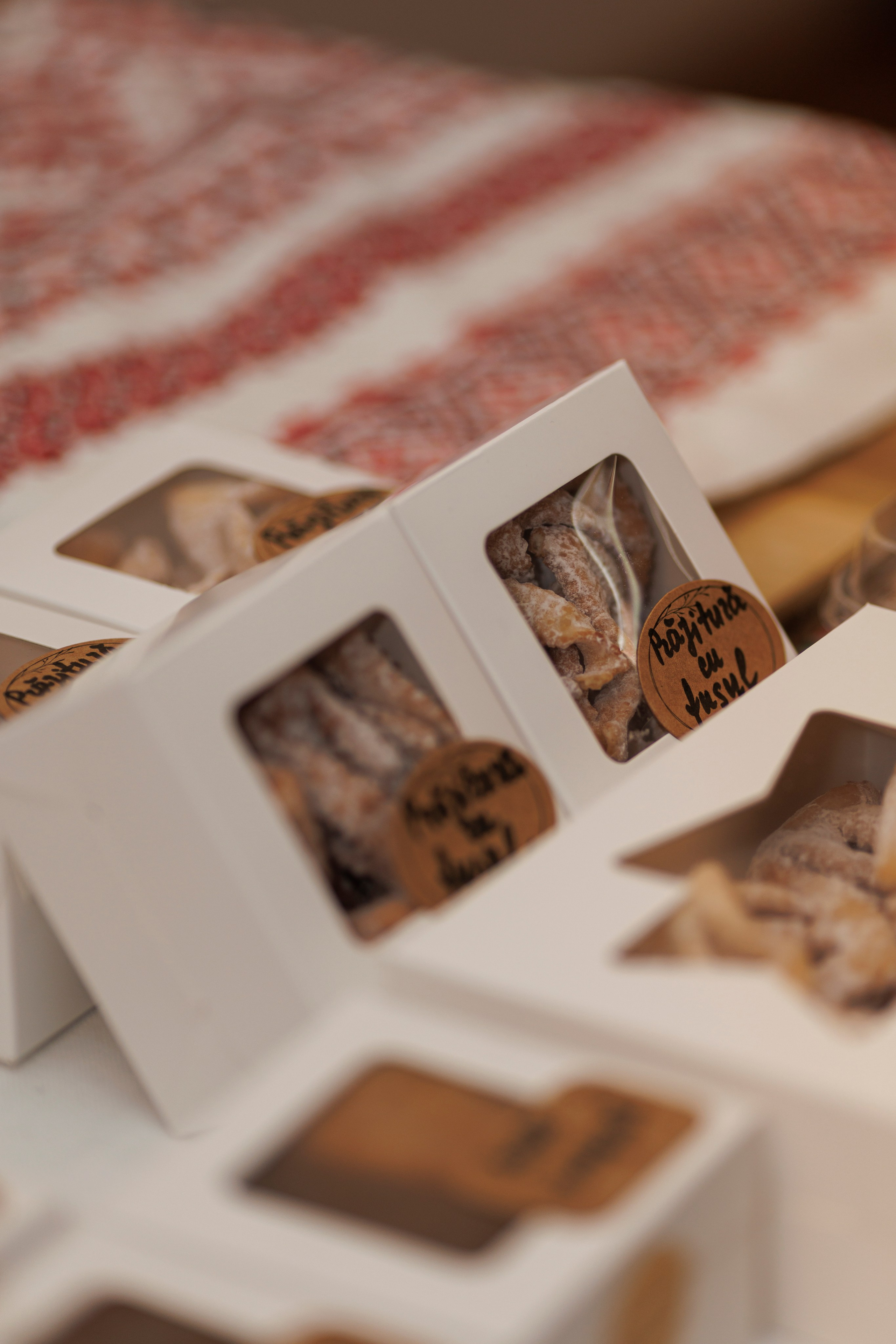 Hora Dorului 2025. Dienstleistungen