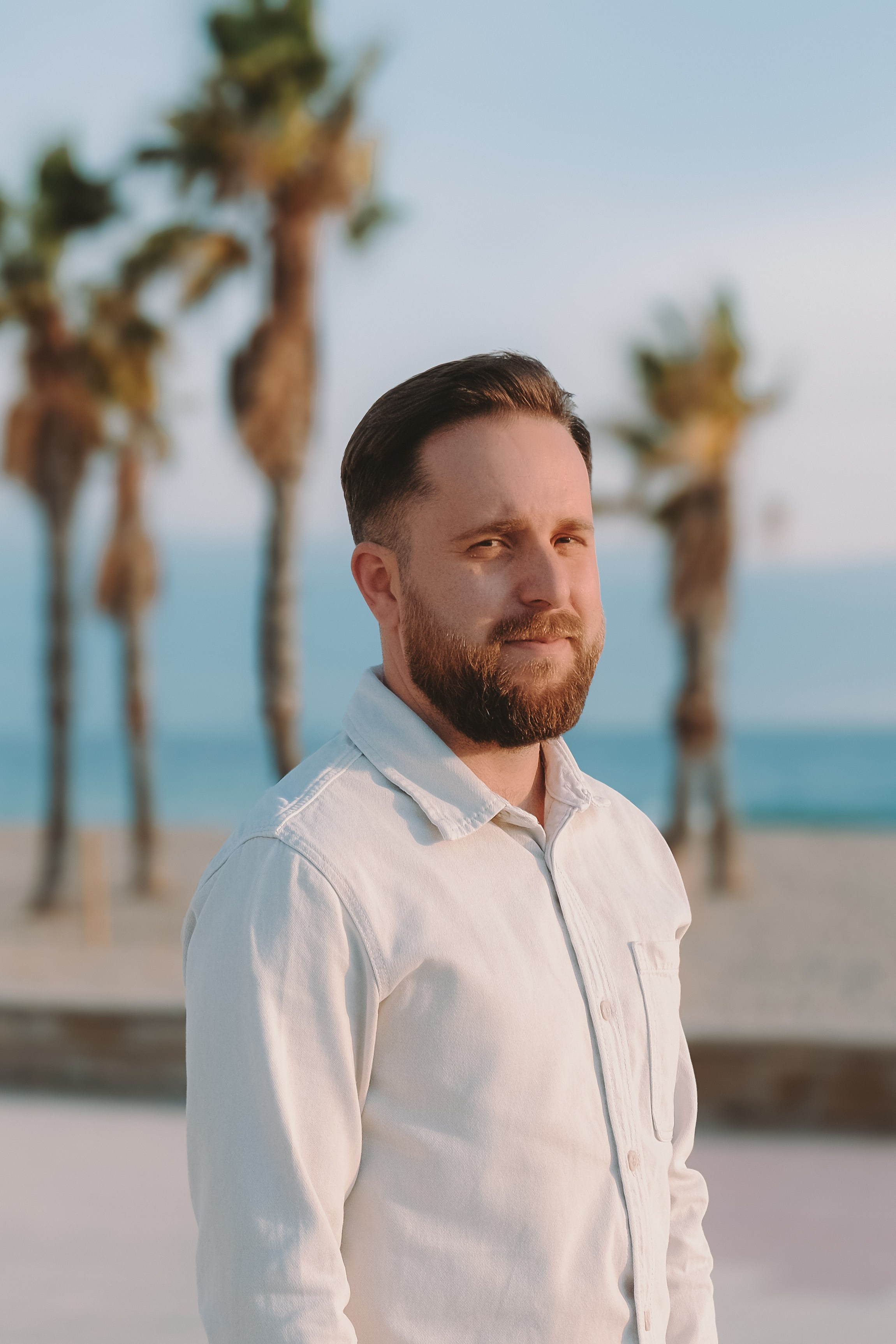 Sesión familiar embarazo. Fotografía profesional en Calafell - Elena Medvedeva