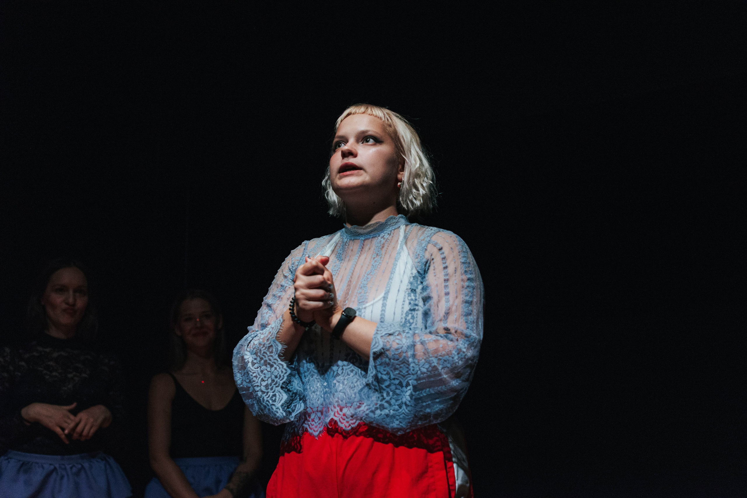 Анонс. Полковник и птицы. Фотограф @elmirkami в городе Буэнос-Айрес