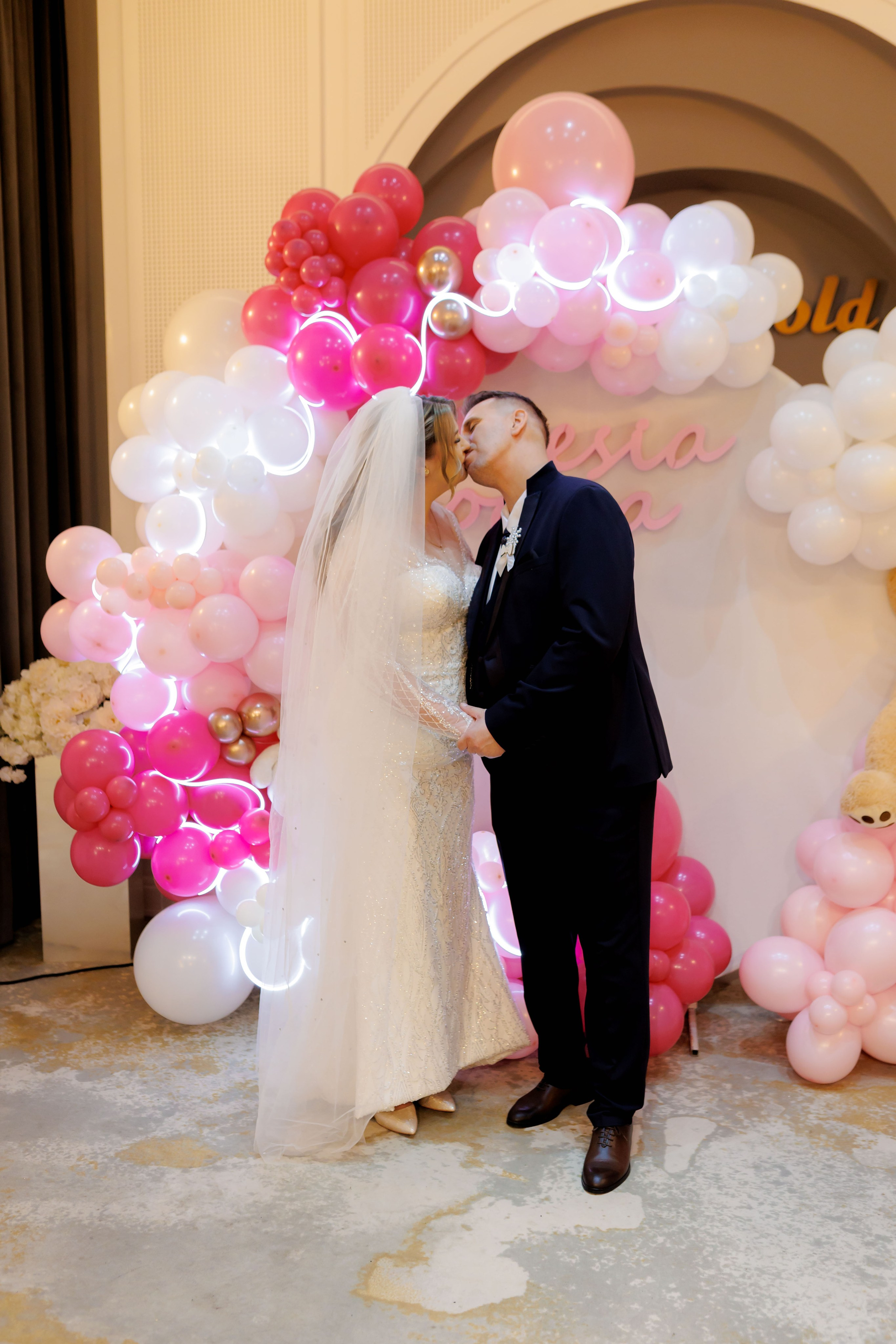 Povestea voastră, regizată de noi |Cristi Turculet Videograf Nuntă Suceava | wedding highlight. Servicii foto-video profesionale, pentru momente de neuitat