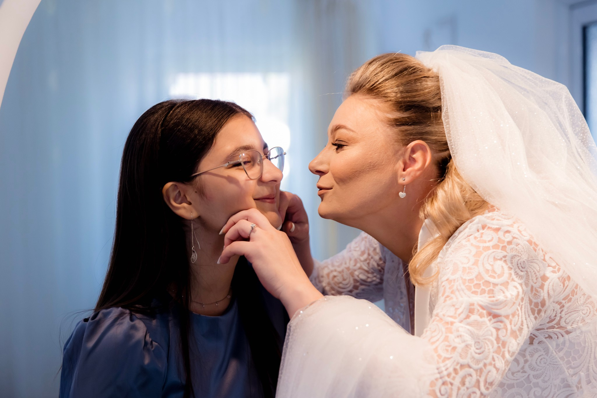 Mihai & Oana. Servicii foto-video profesionale, pentru momente de neuitat