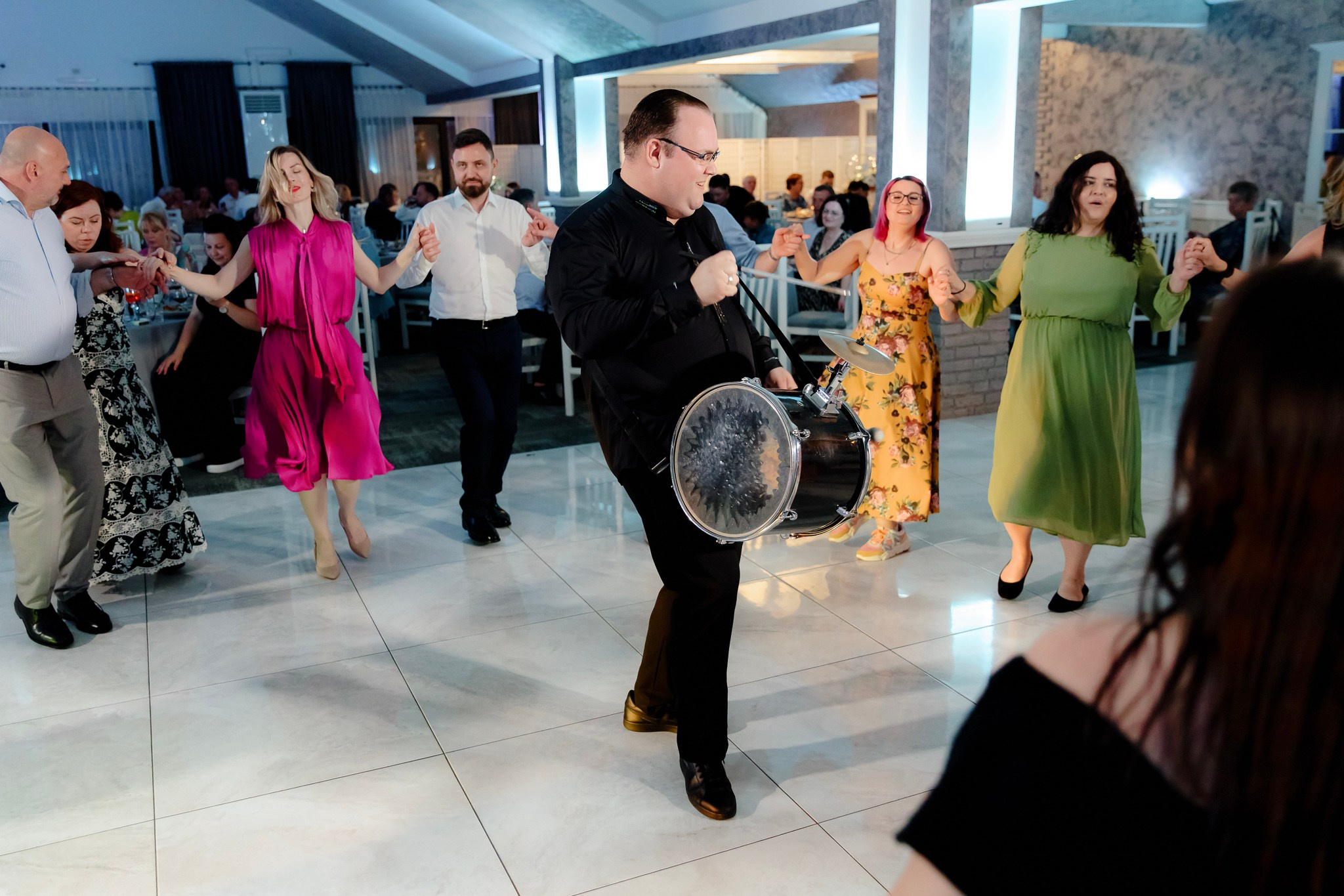 Ioana & Ionuț | Nuntă de poveste la Păstrăvăria Poiana din Mălini județul Suceava. Servicii foto-video profesionale, pentru momente de neuitat