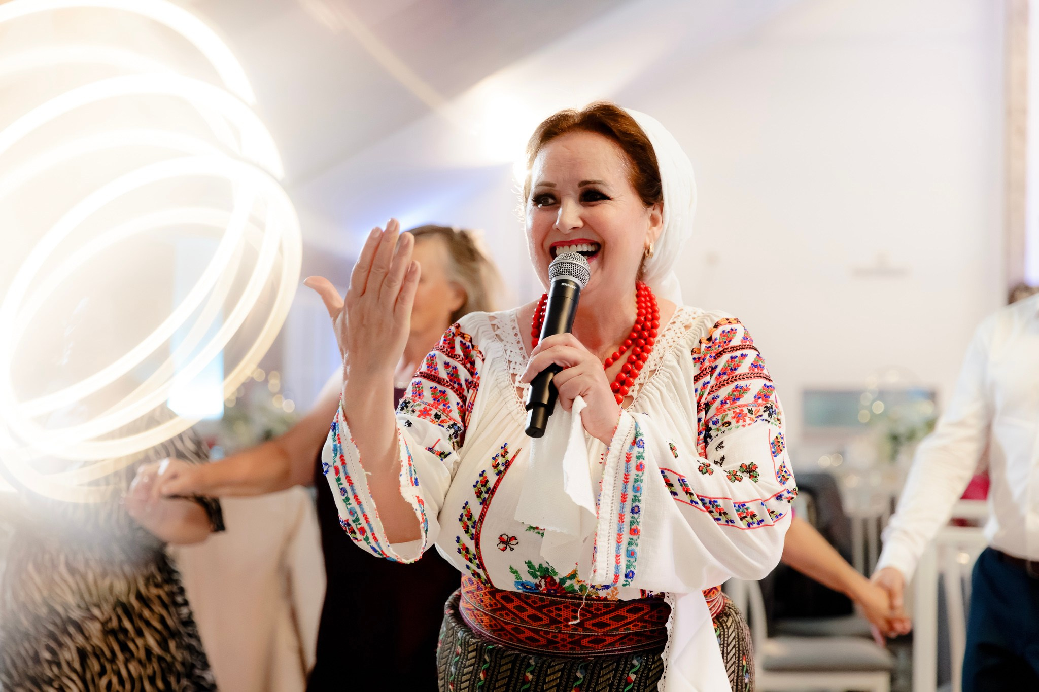 Ioana & Ionuț | Nuntă de poveste la Păstrăvăria Poiana din Mălini județul Suceava. Servicii foto-video profesionale, pentru momente de neuitat