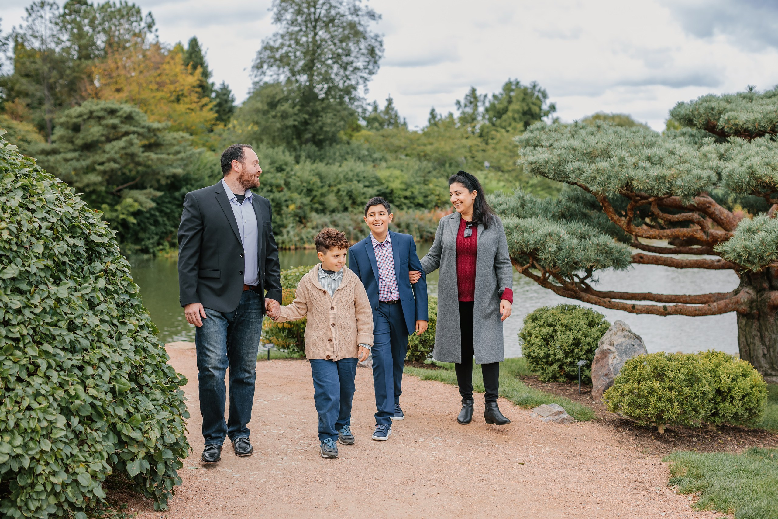 10.08.23 Family Photoshoot. Wedding family event photographer in Chicago Nick Yushevich