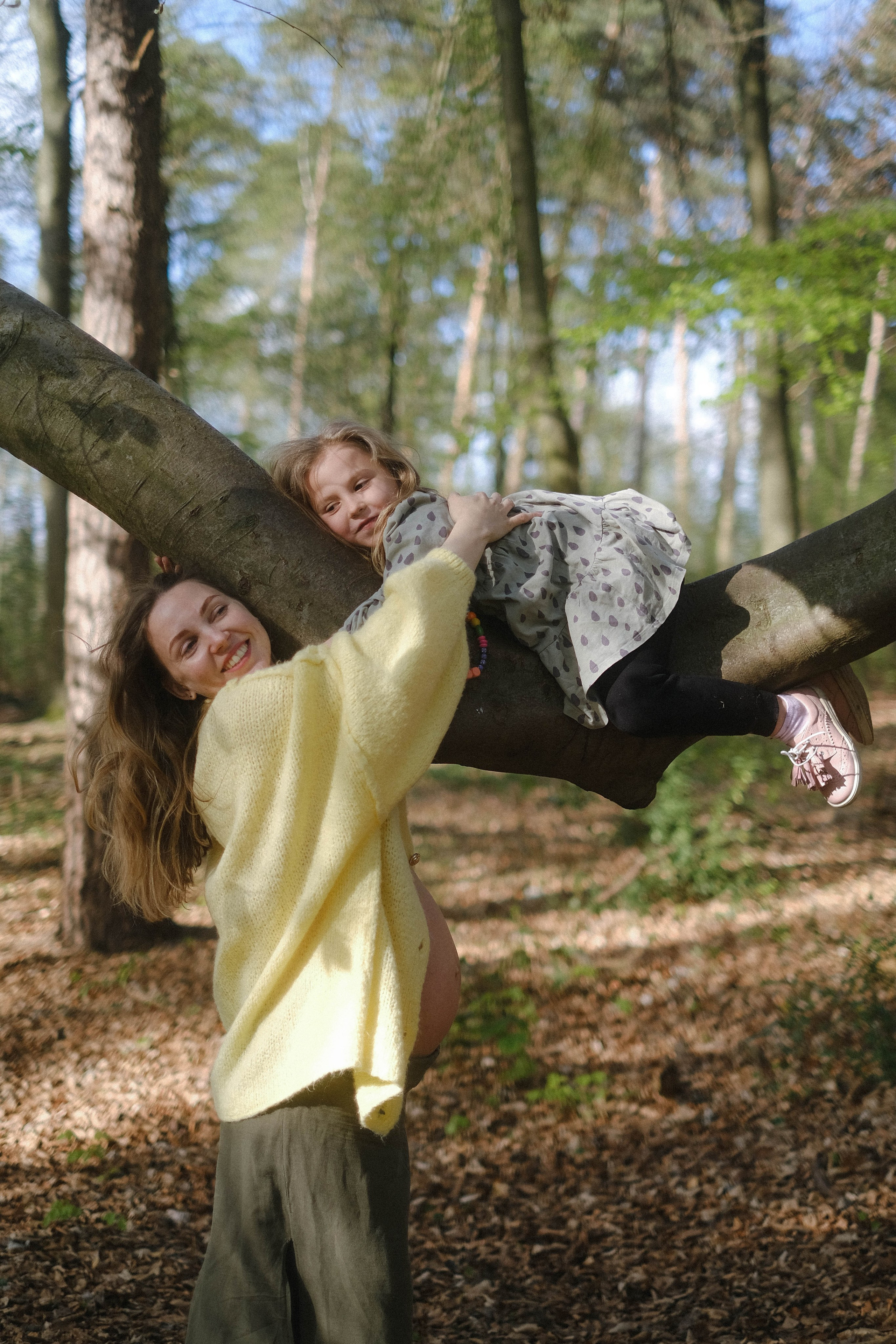 Nastya, Masha&Andrey. Authentische Familienfotografie in Köln